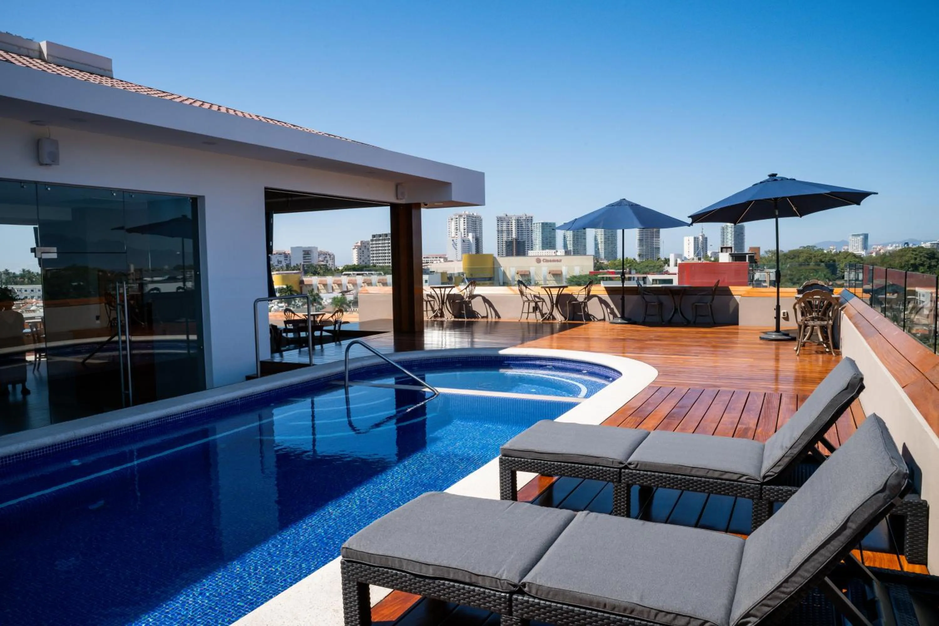 Swimming pool in Vallarta Live Hotel