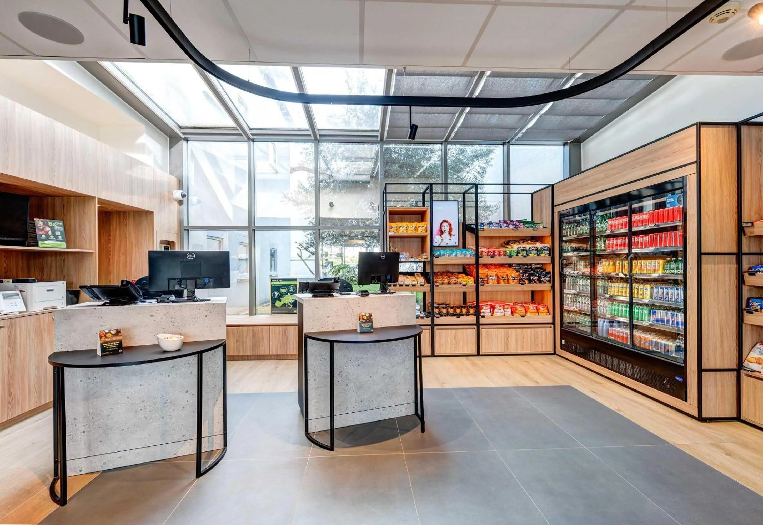 Lobby or reception in B&B HOTEL Paris Italie Porte de Choisy