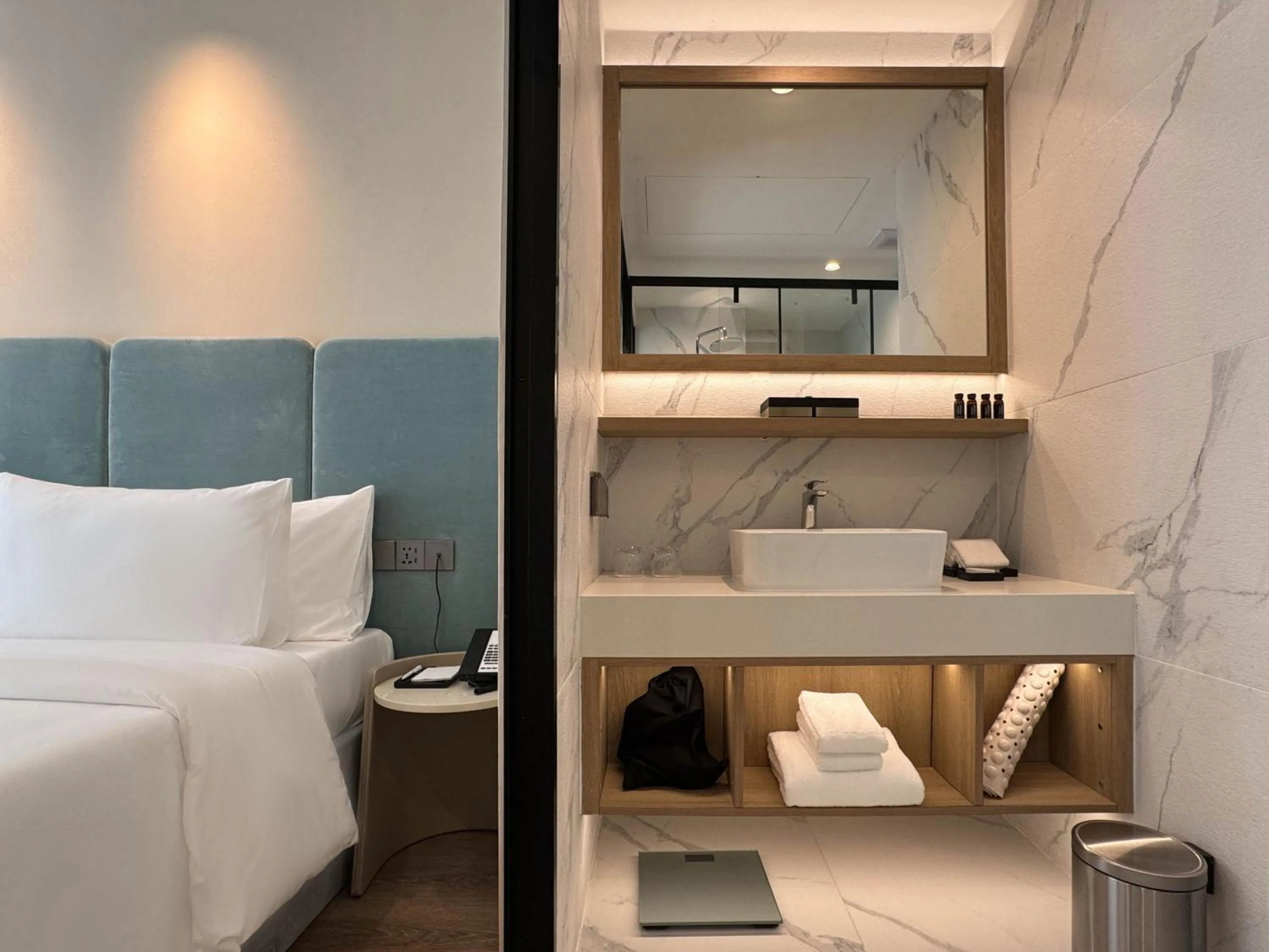 Bedroom, Bed in Laya Suites and Residences