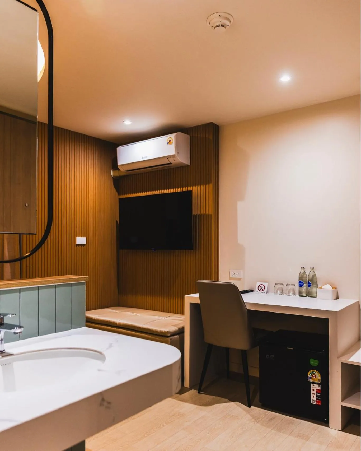 Photo of the whole room in G9 HOTEL Kanchanaburi