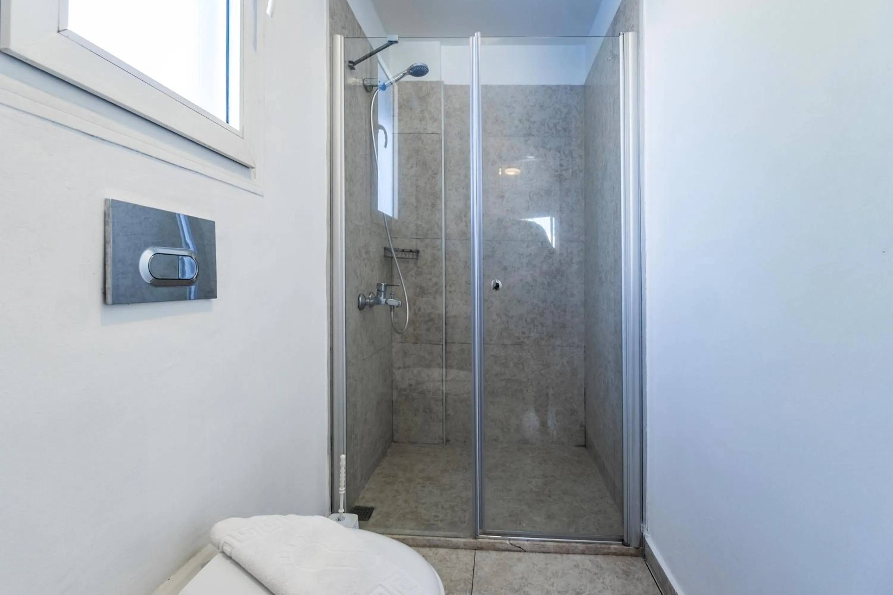 Shower in Paloma Family Club