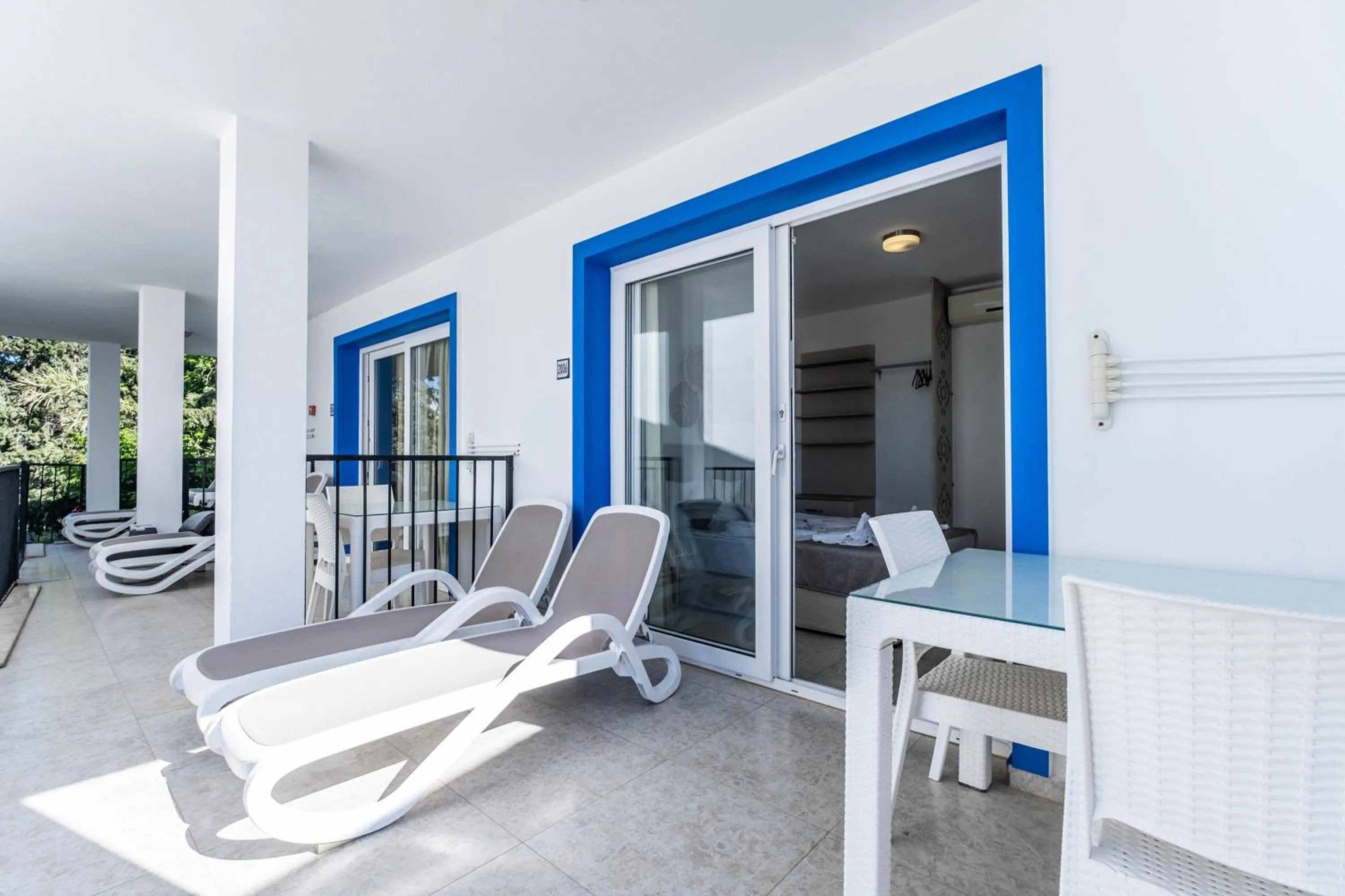 Patio in Paloma Family Club