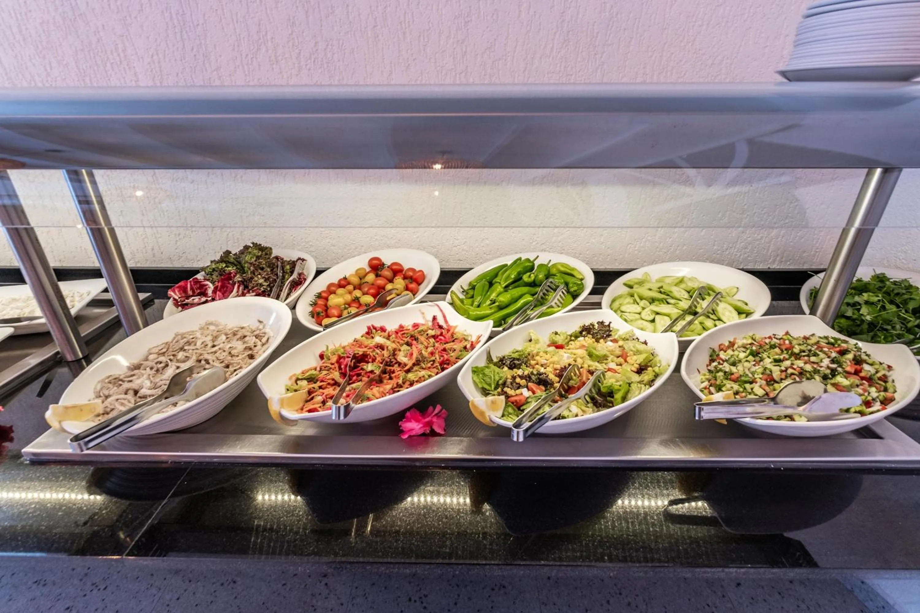 Food and drinks in Paloma Family Club