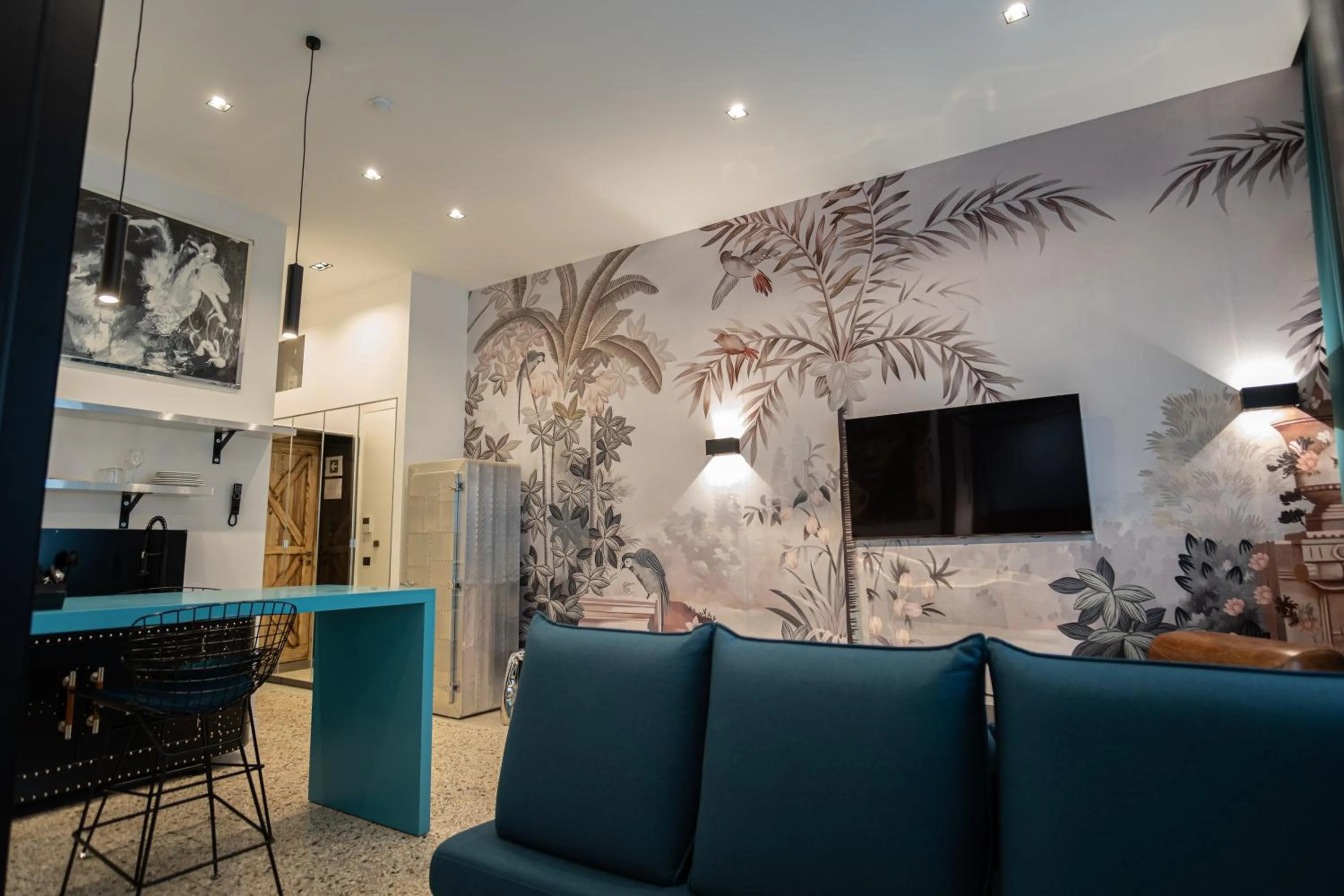 TV and multimedia in Palazzo Sebeto