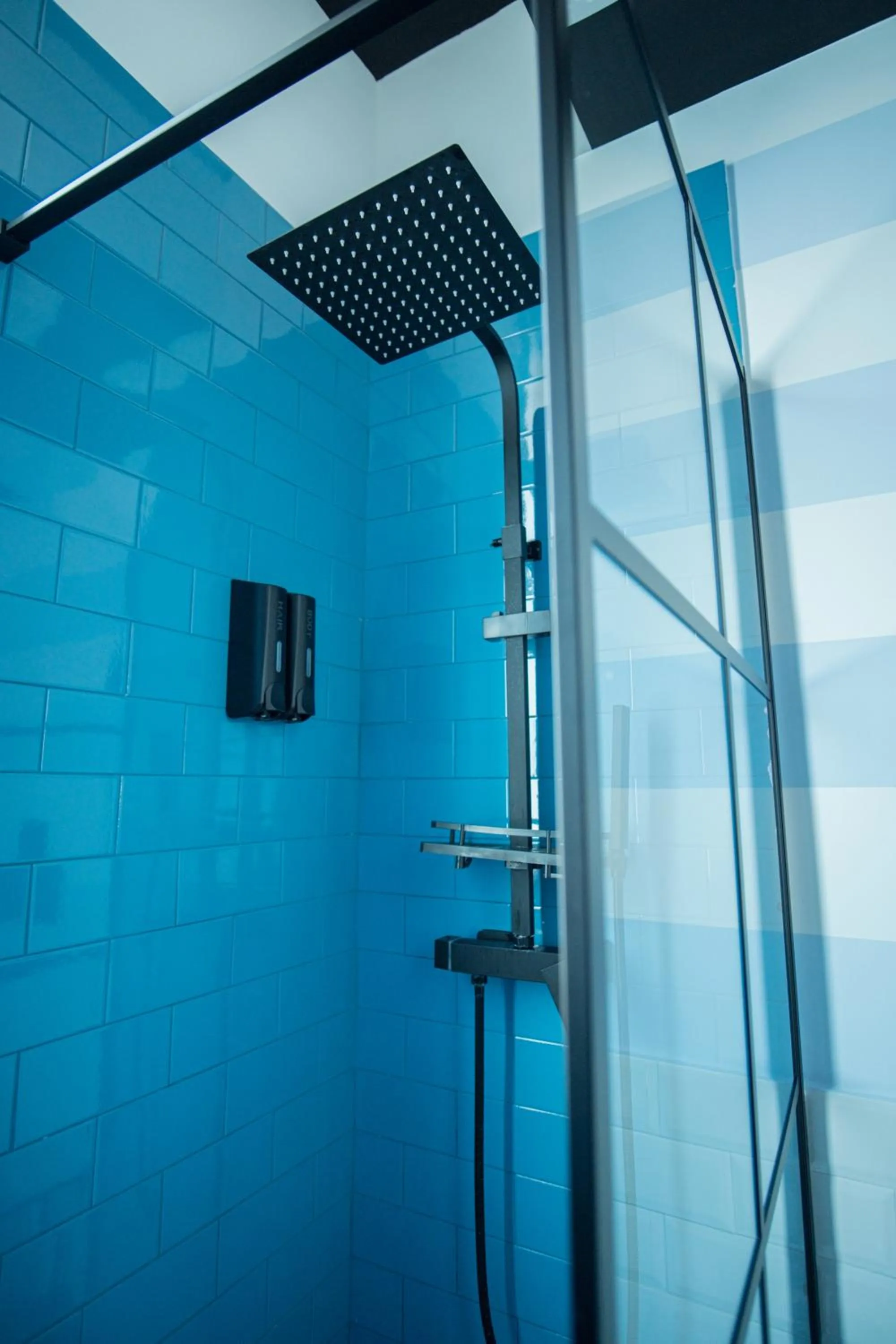 Shower in Palazzo Sebeto