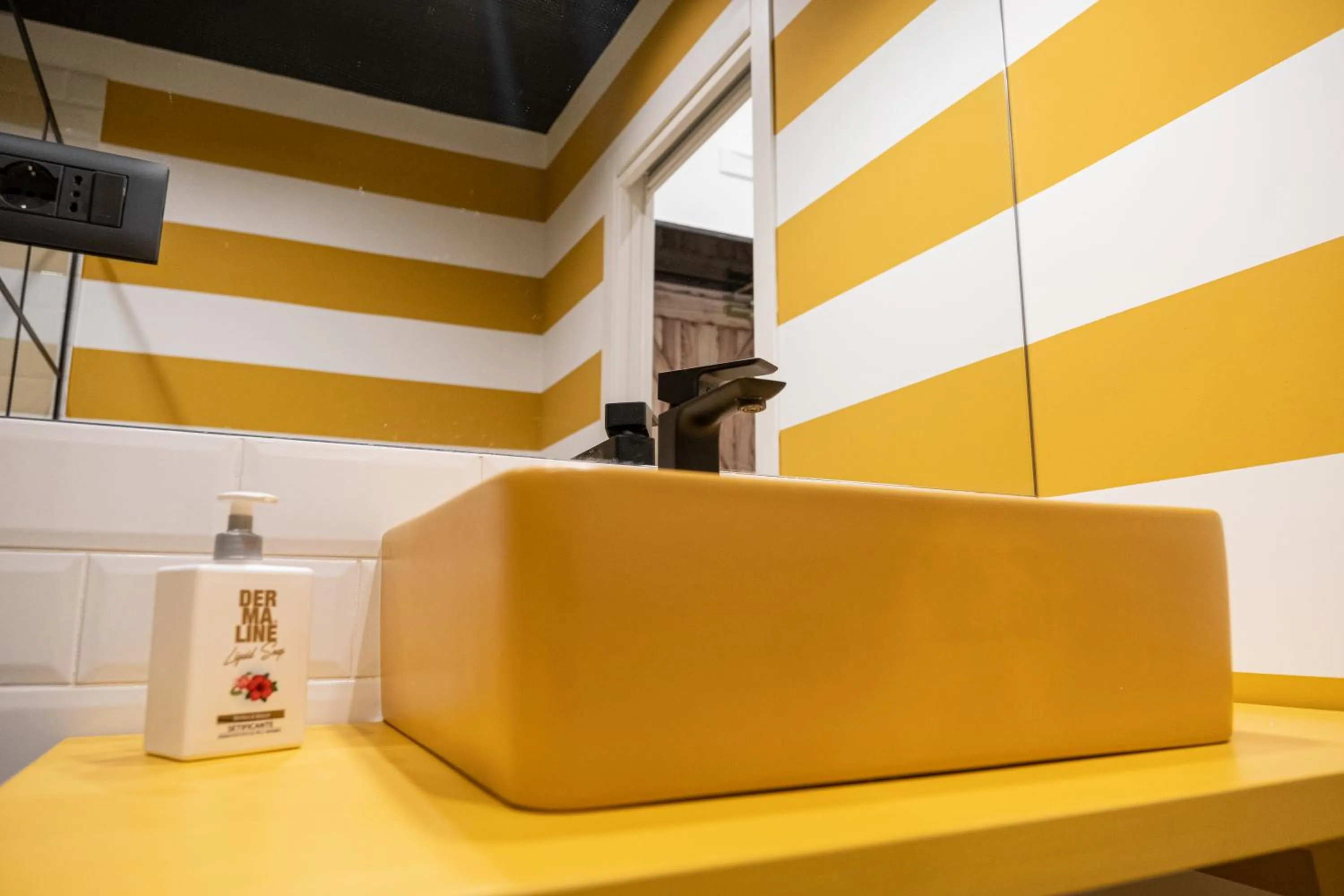 Bathroom in Palazzo Sebeto