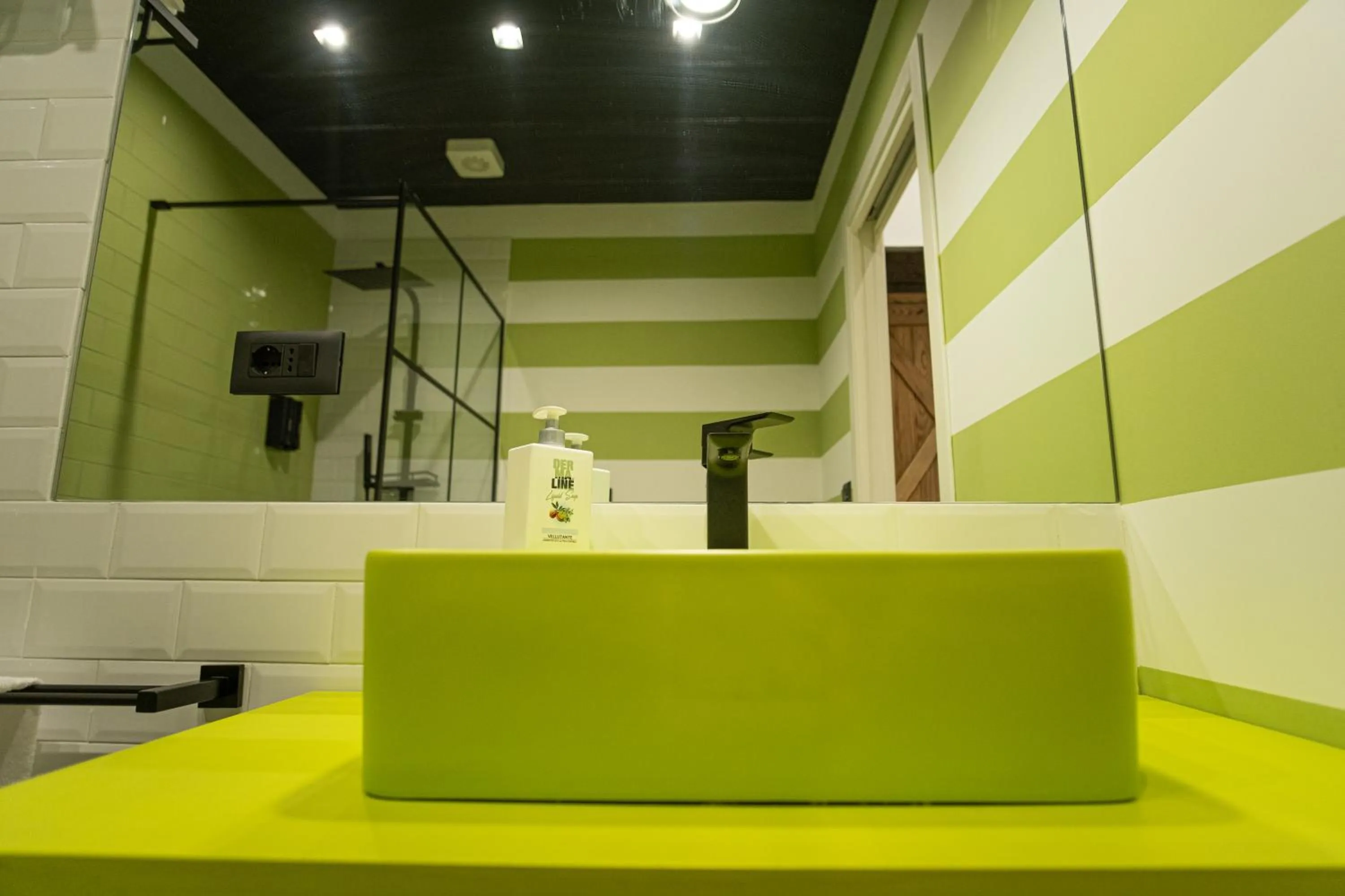 Bathroom in Palazzo Sebeto