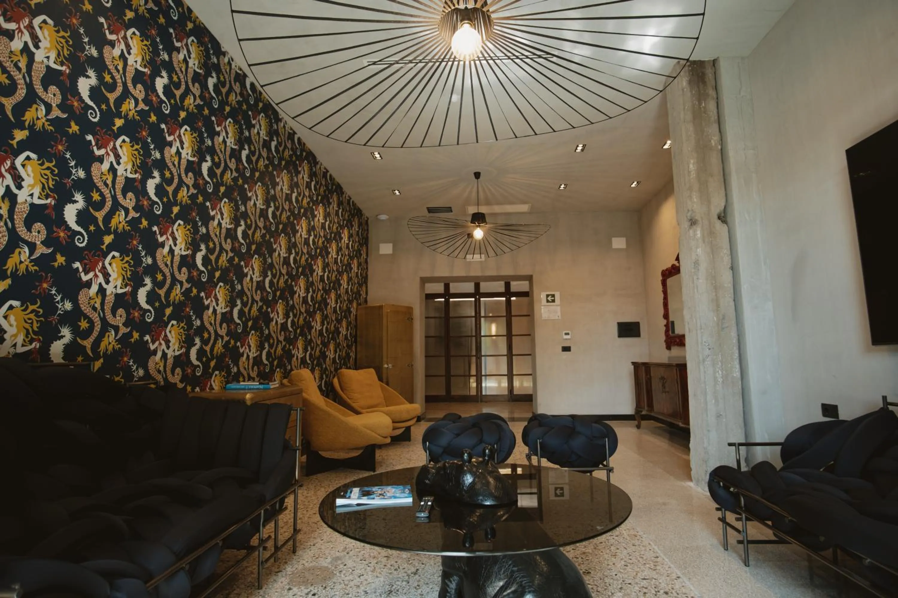 TV and multimedia in Palazzo Sebeto