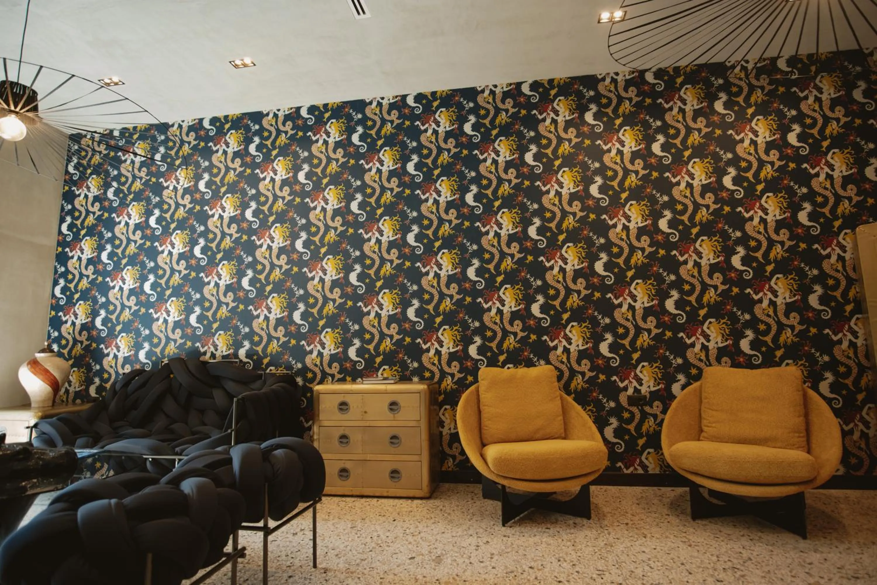 Communal lounge/ TV room in Palazzo Sebeto