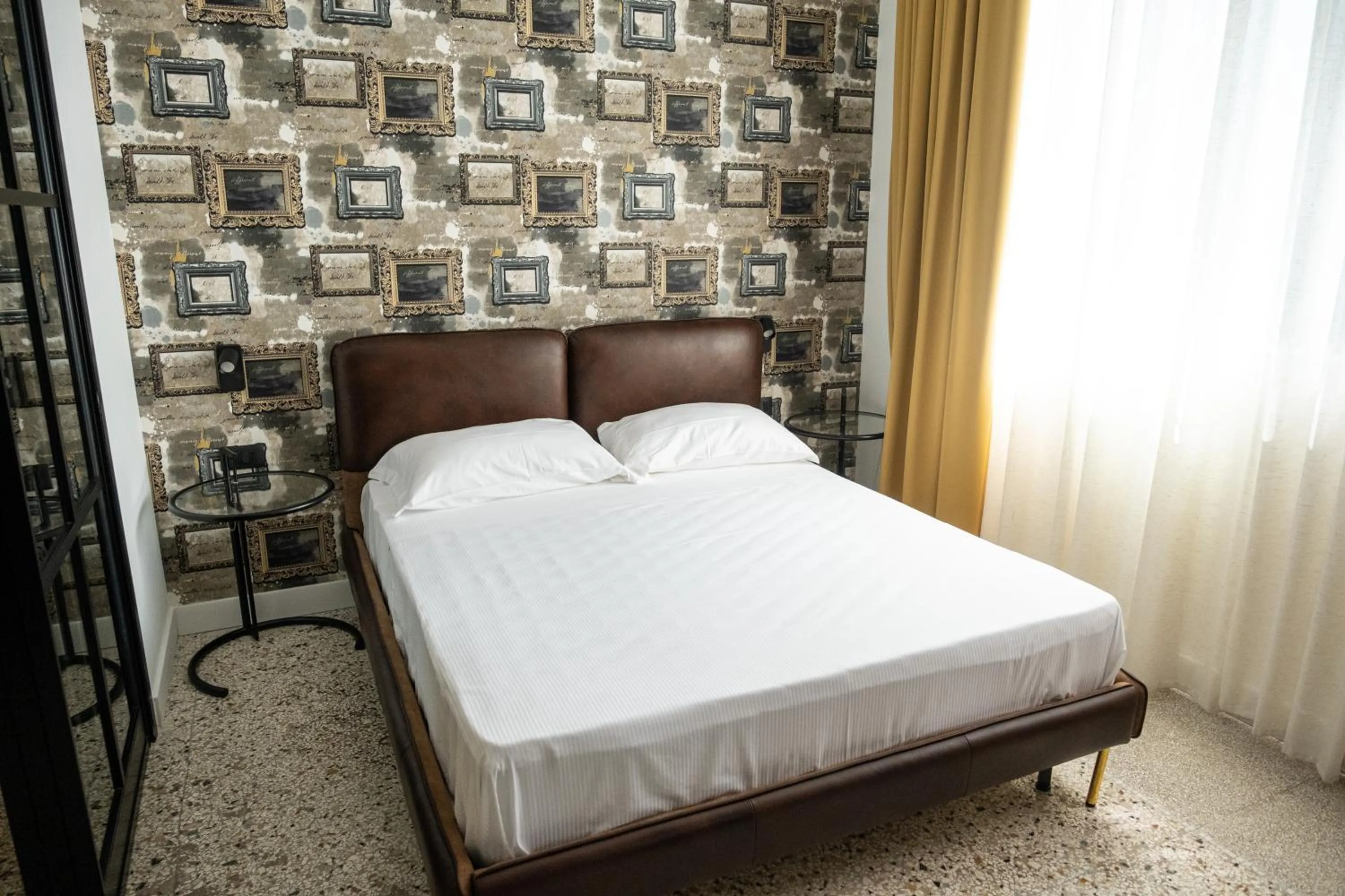 Bed in Palazzo Sebeto