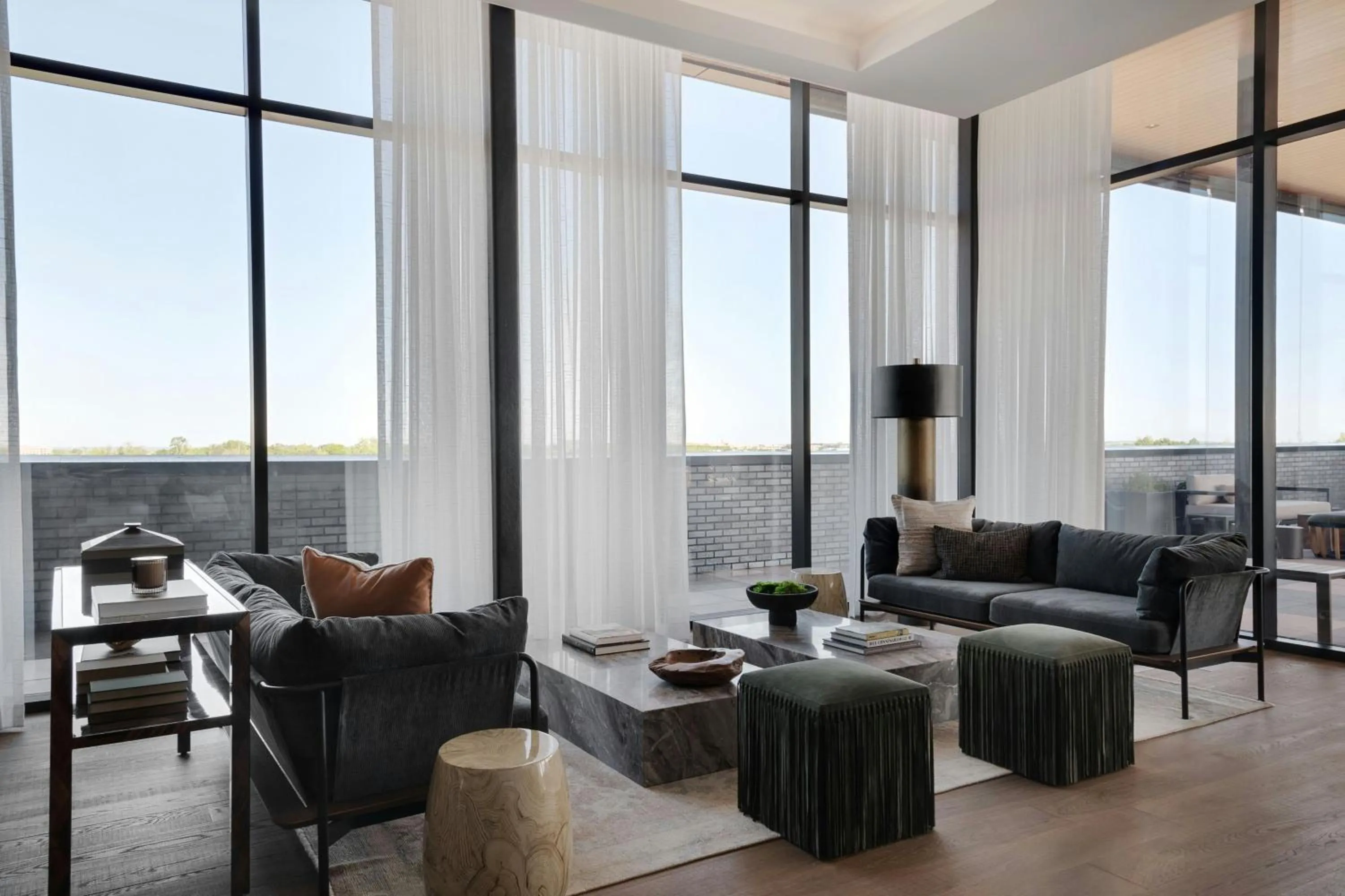 Lounge or bar in AC Hotel by Marriott Bentonville