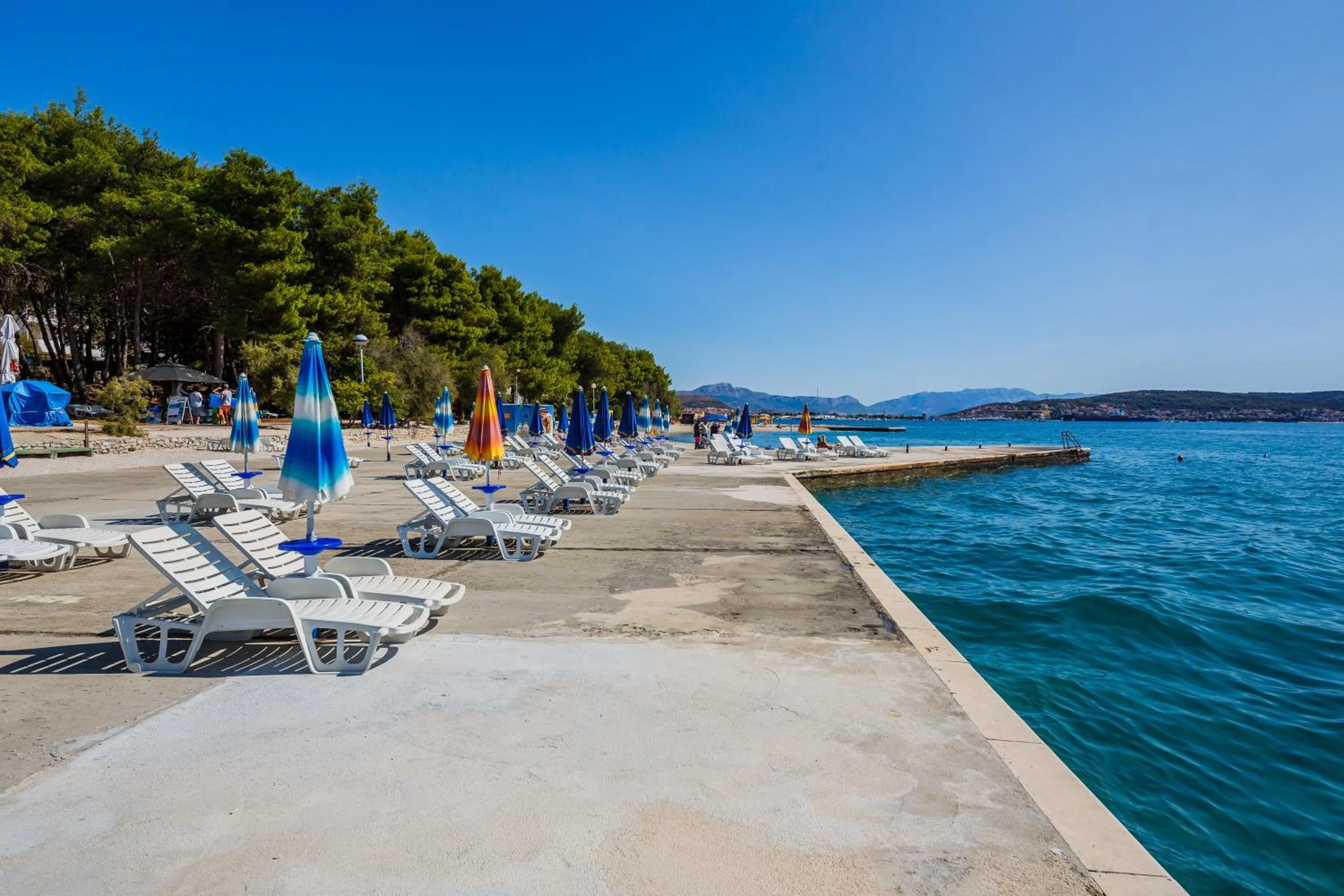 Beach in Hotel Medena Budget