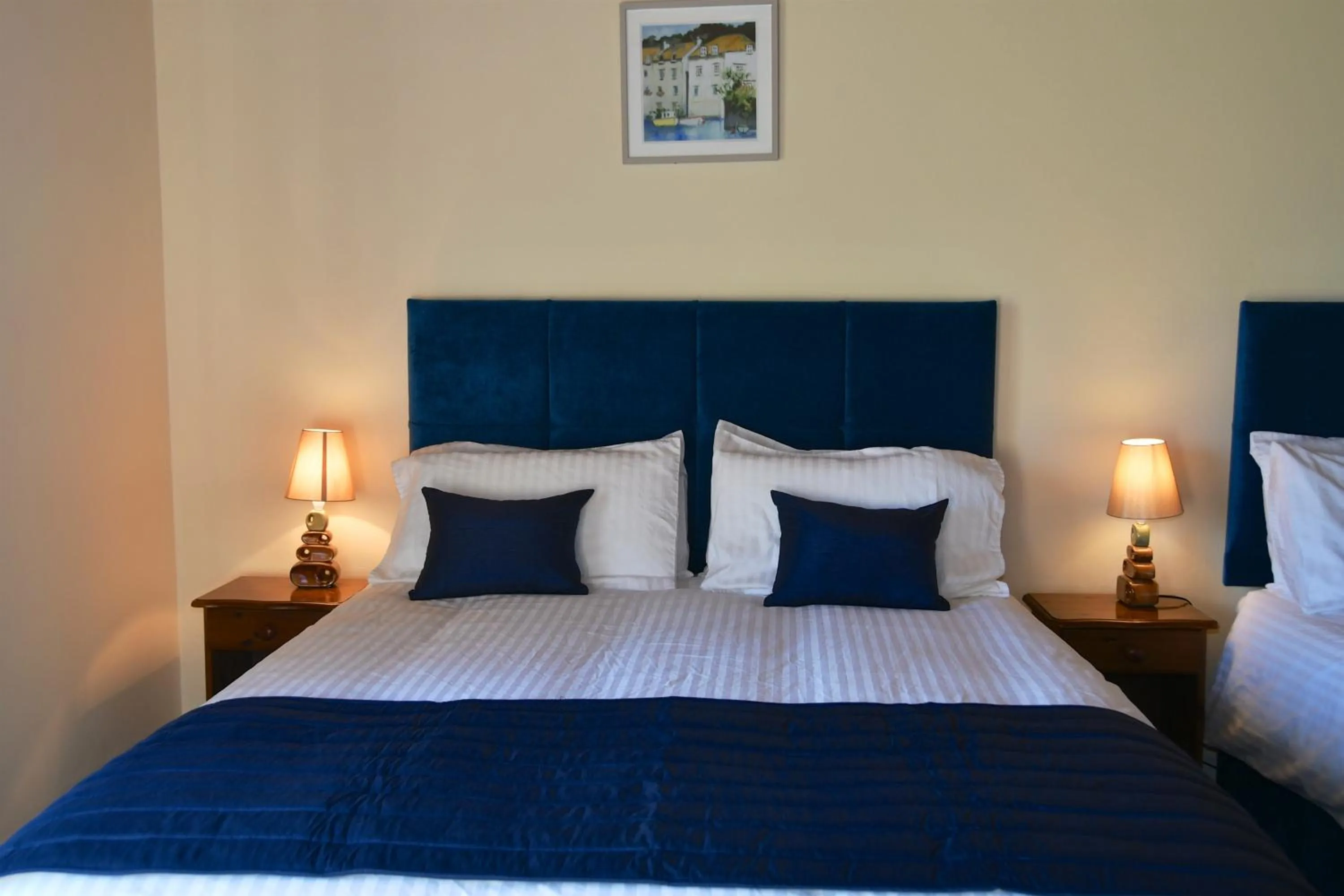 Forge Motel & Firehouse Restaurant