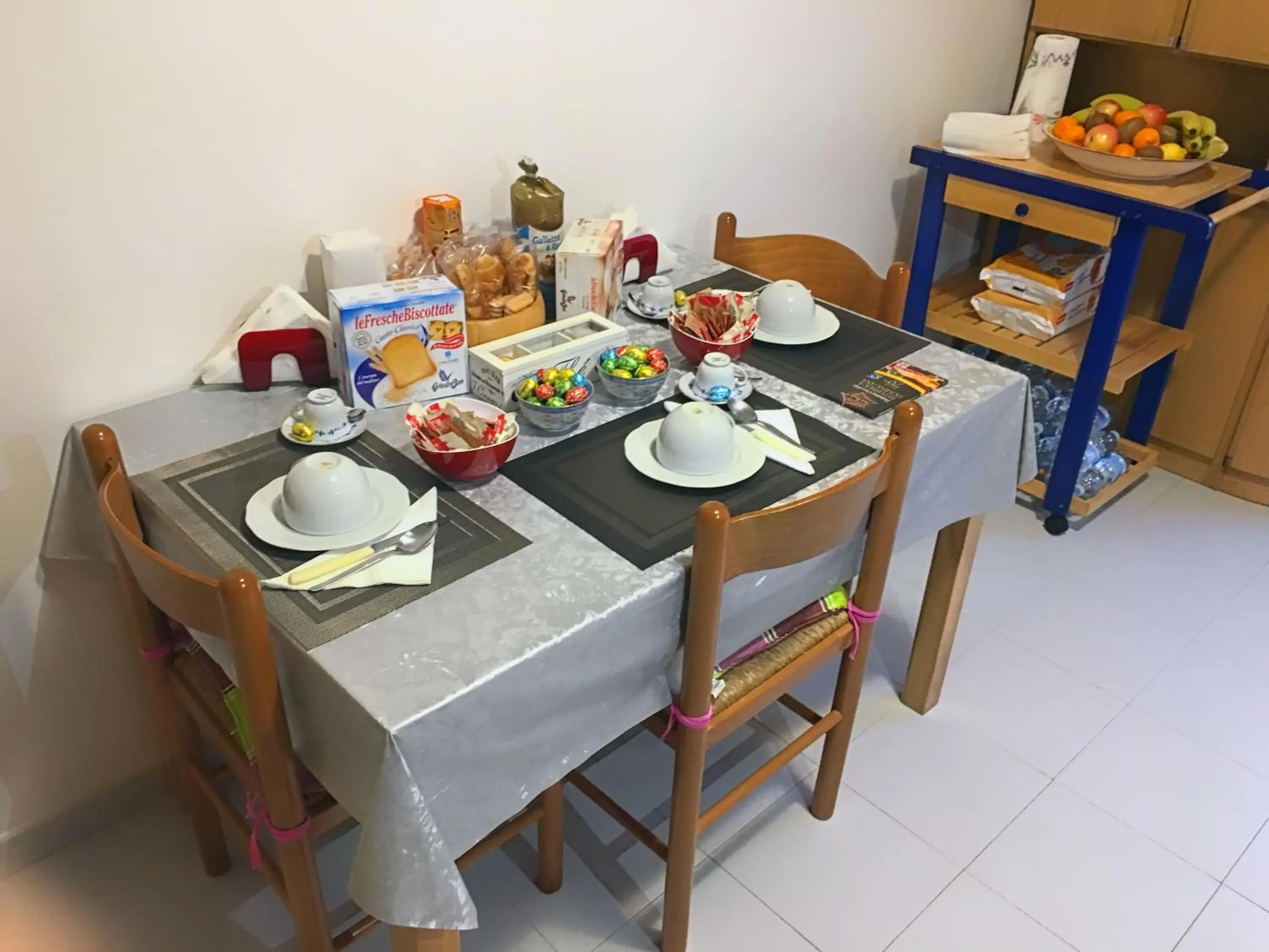 Coffee/tea facilities in Caricia