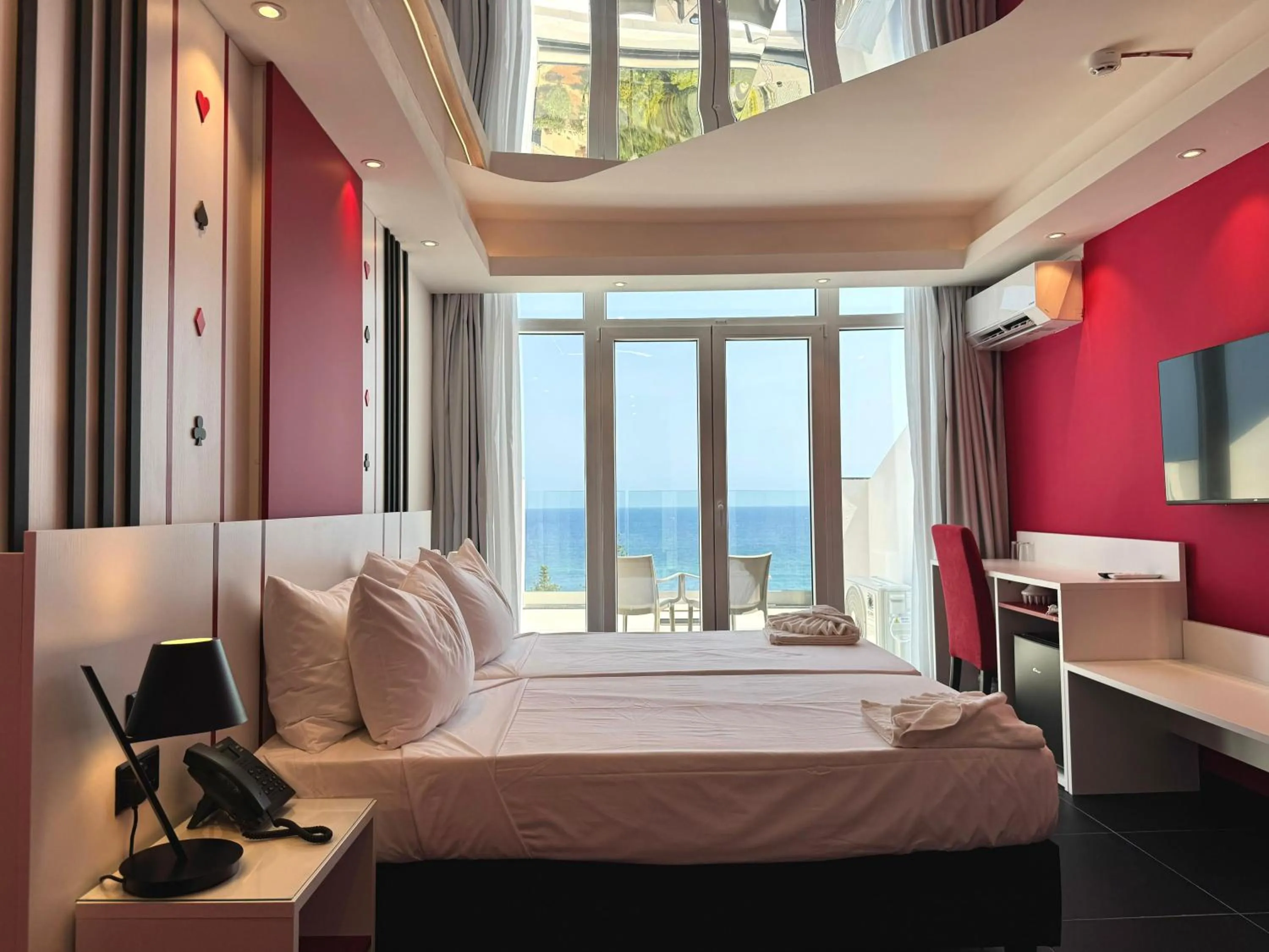 View (from property/room), Bed in Vegas Resort