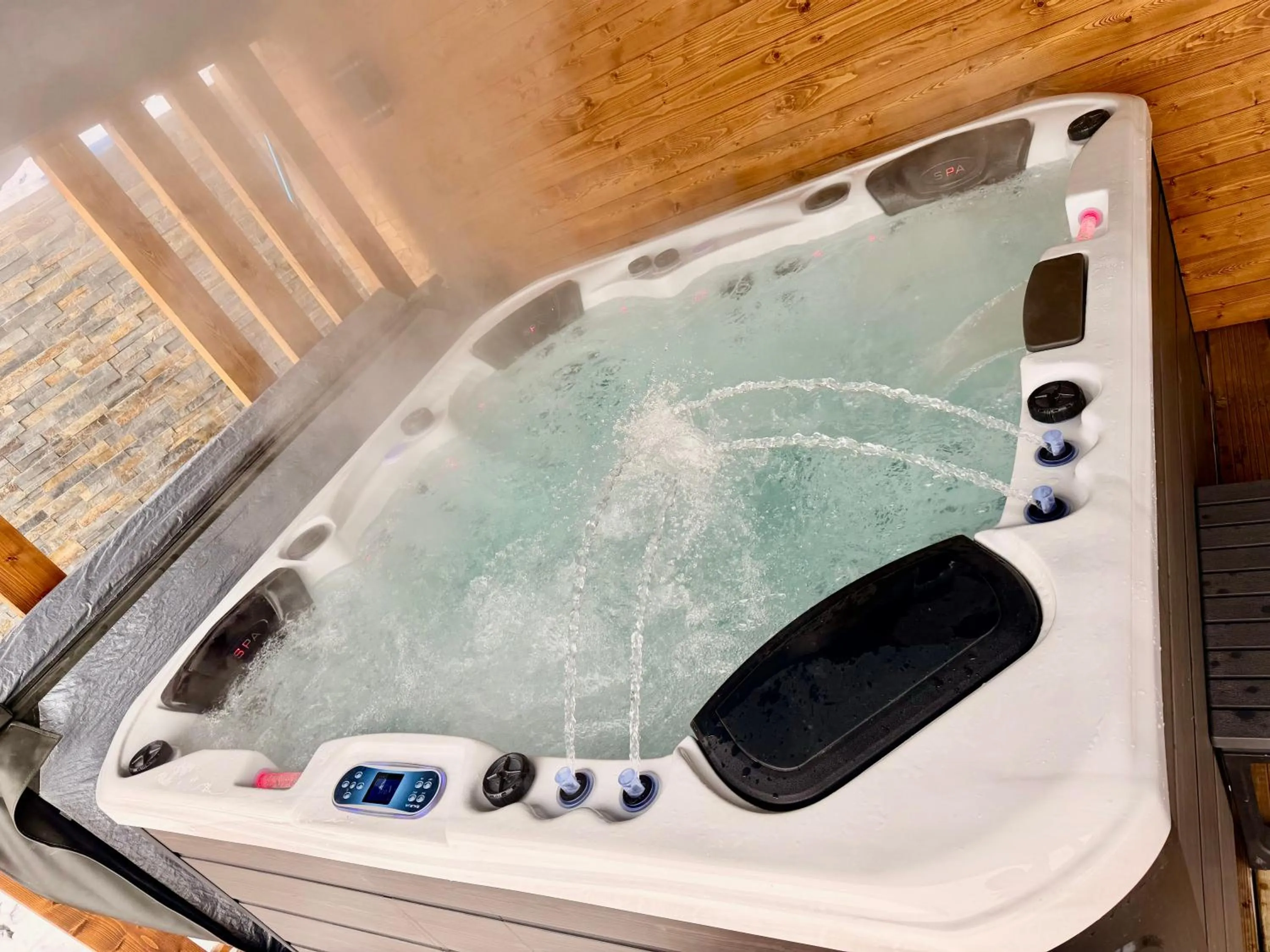 Hot Tub in Ośrodek Wypoczynkowy Bankowy