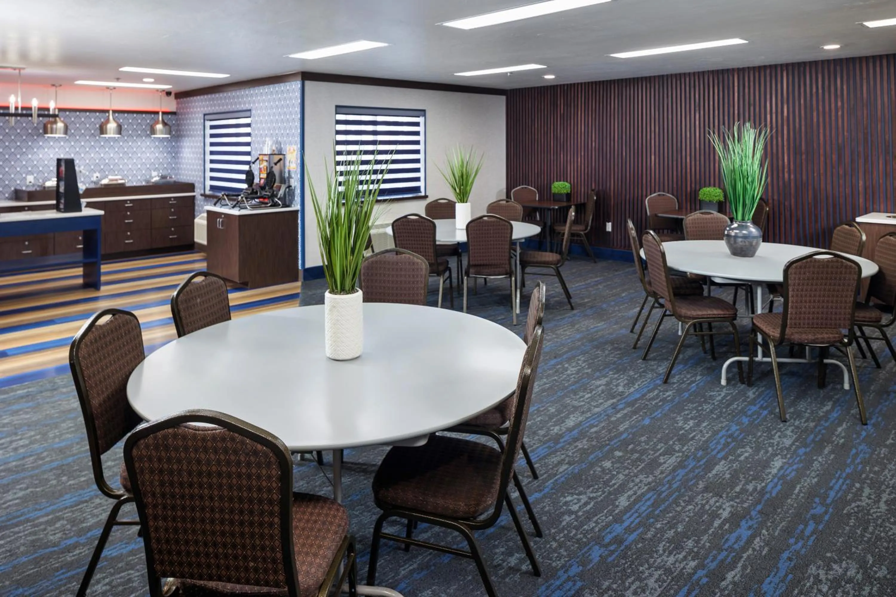 Breakfast in Hotel J Green Bay