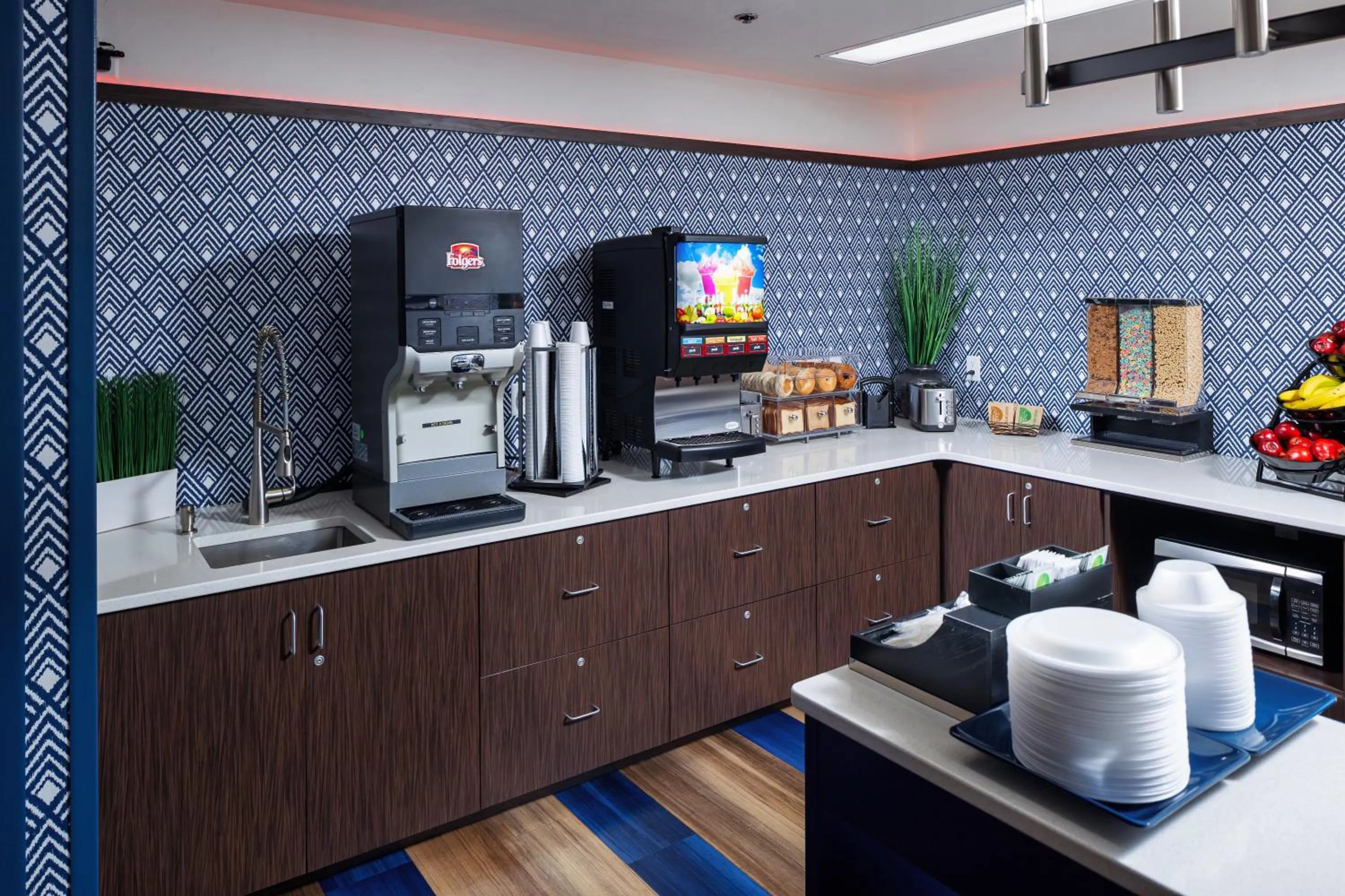 Breakfast in Hotel J Green Bay