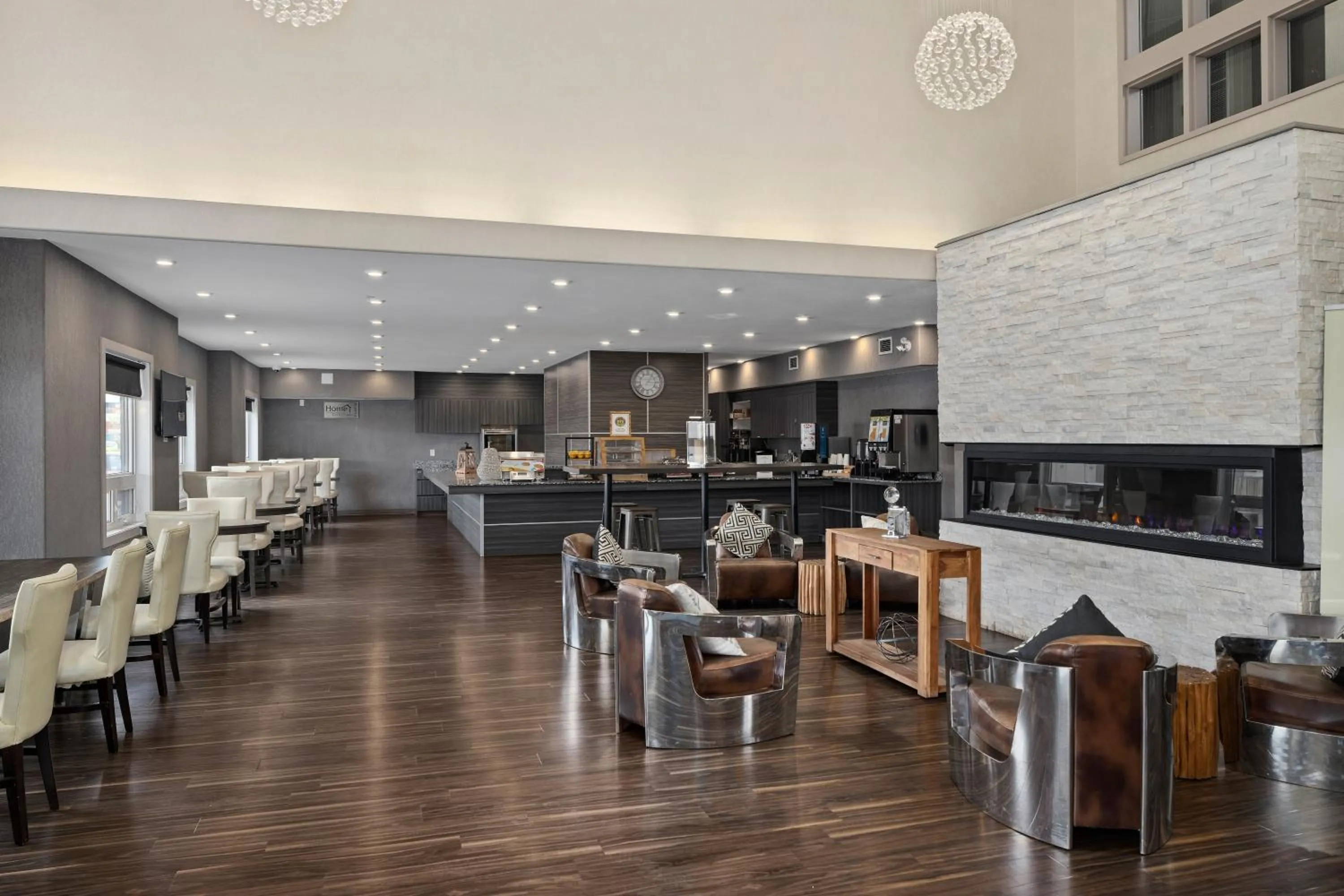 Lobby or reception in Home Inn & Suites Saskatoon South