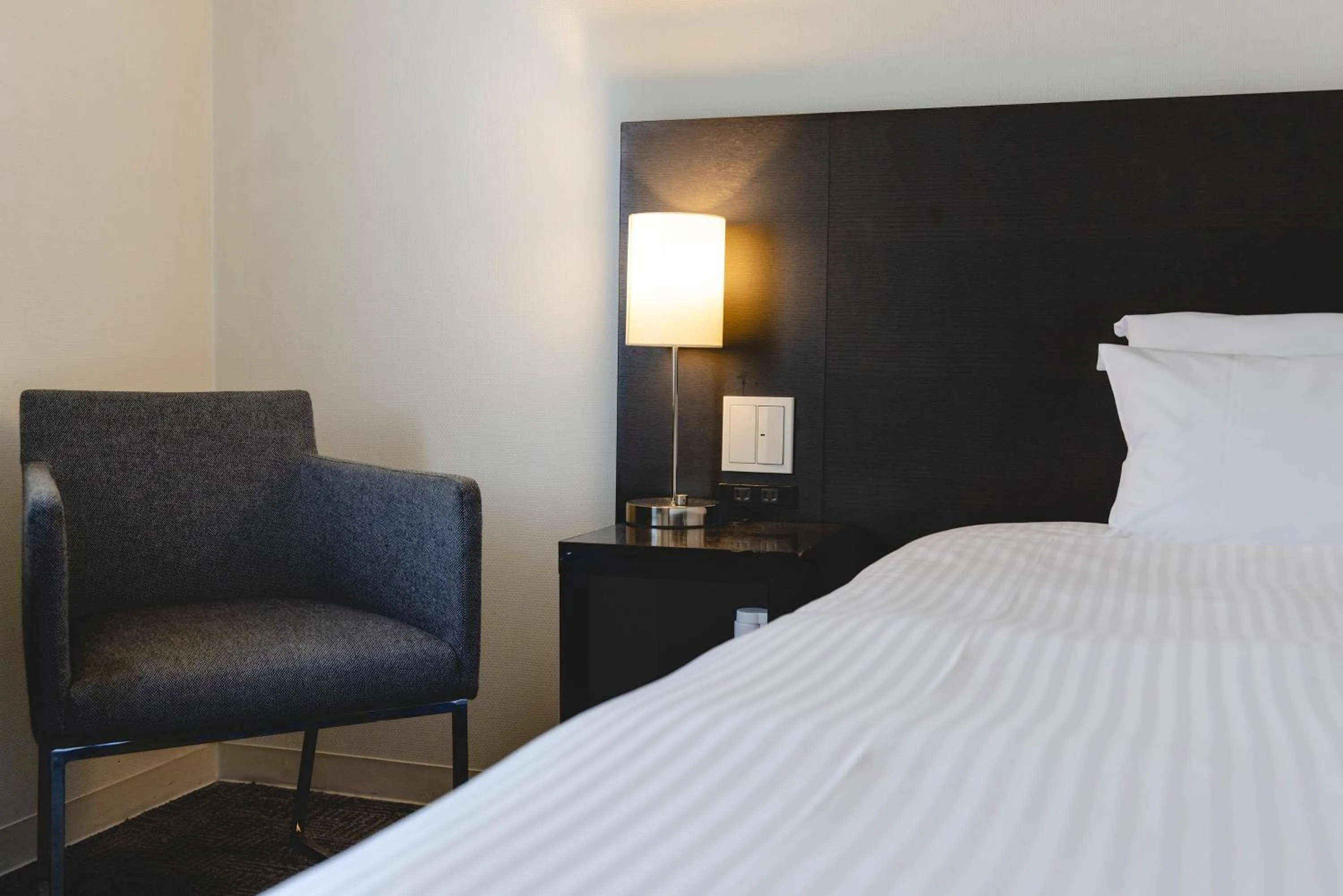 Bed in KOKO HOTEL Yokohama Tsurumi