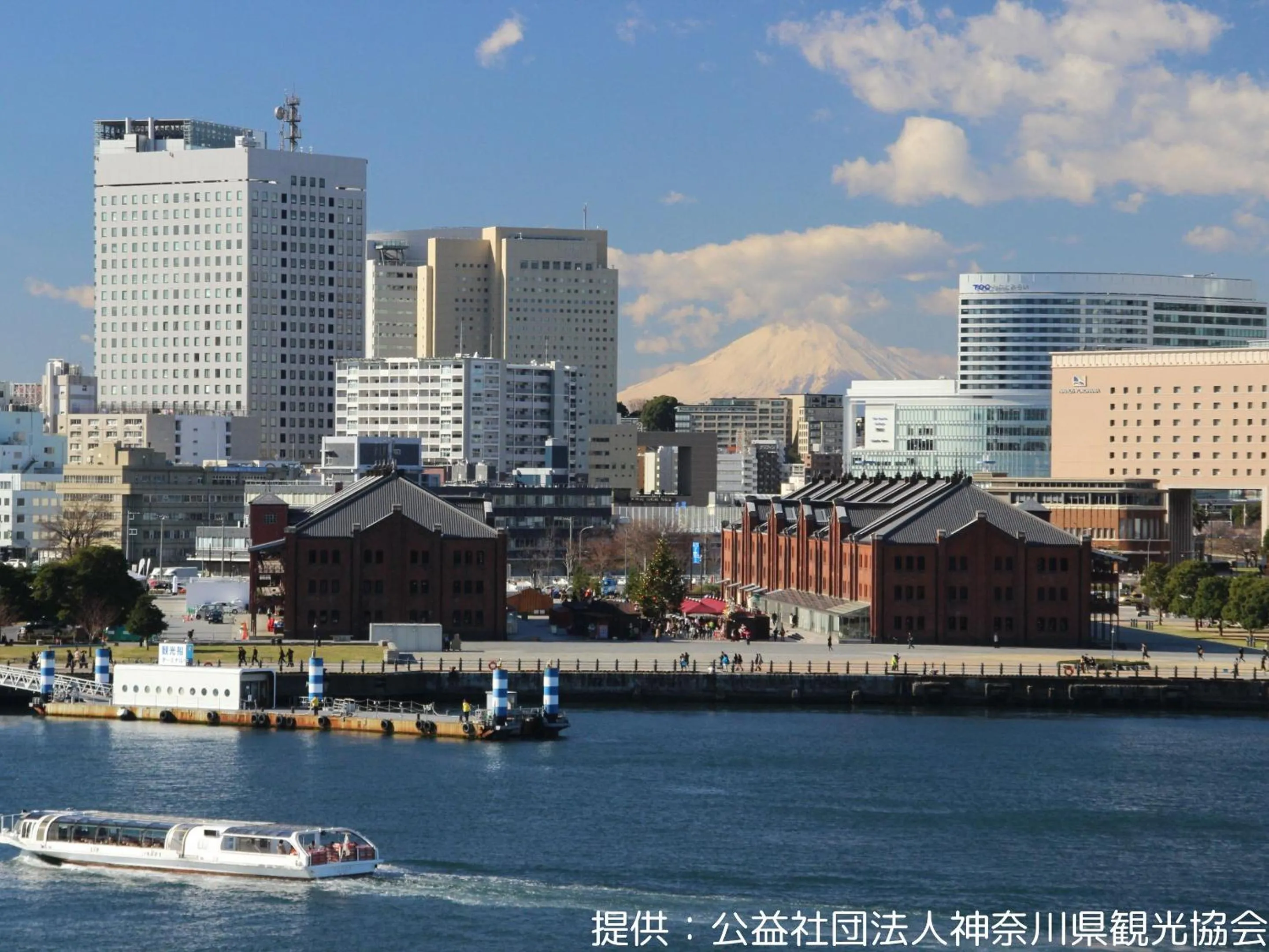 Nearby landmark in KOKO HOTEL Yokohama Tsurumi
