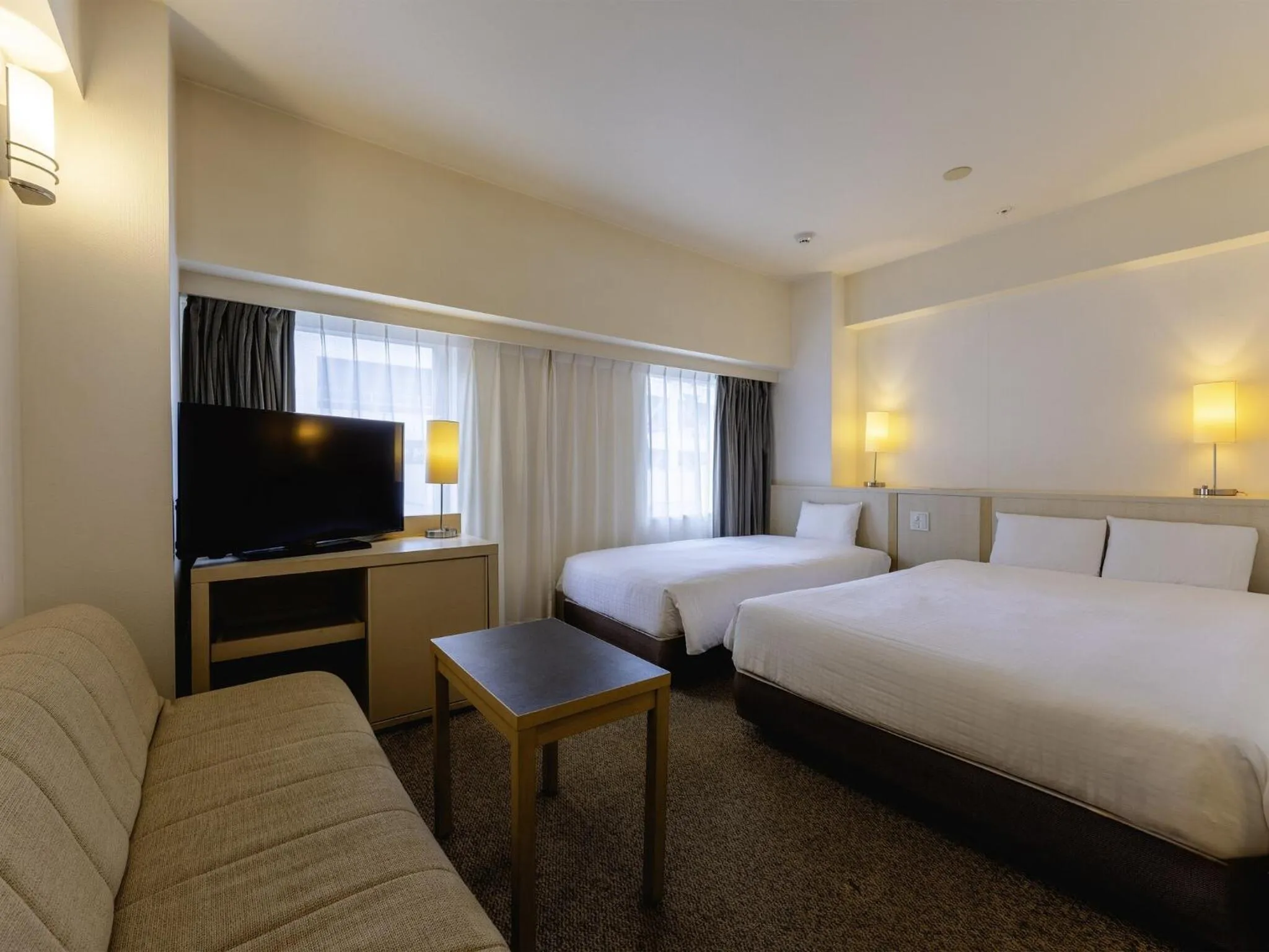 Photo of the whole room, Bed in KOKO HOTEL Tokyo Nishikasai