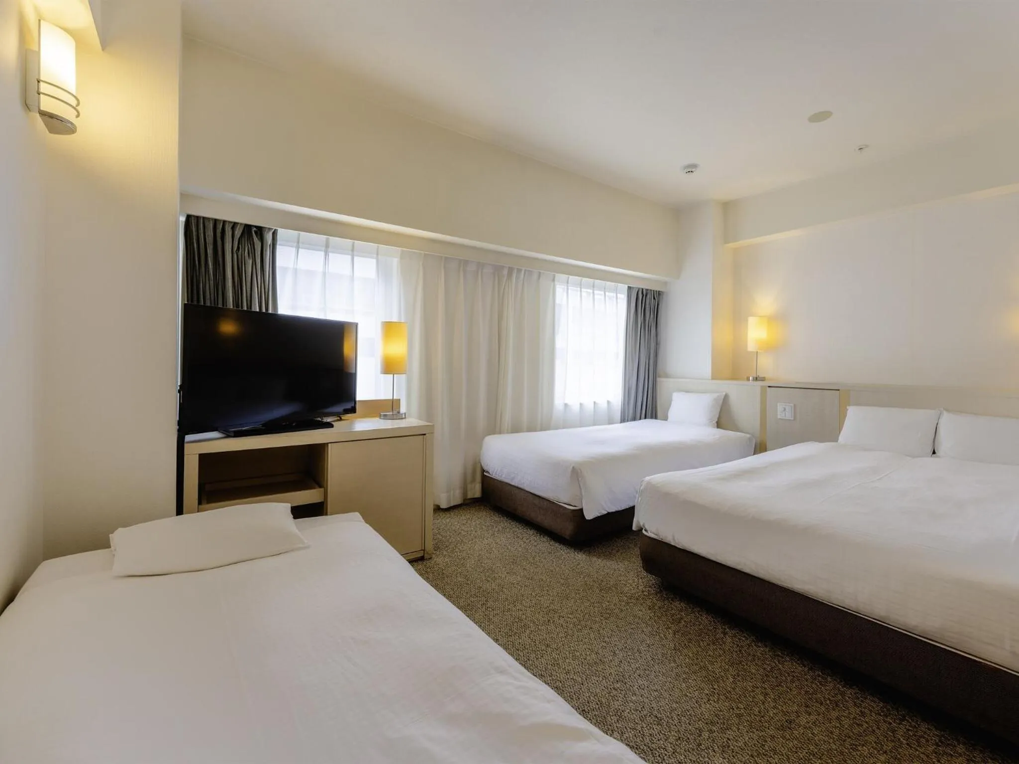 Photo of the whole room, Bed in KOKO HOTEL Tokyo Nishikasai