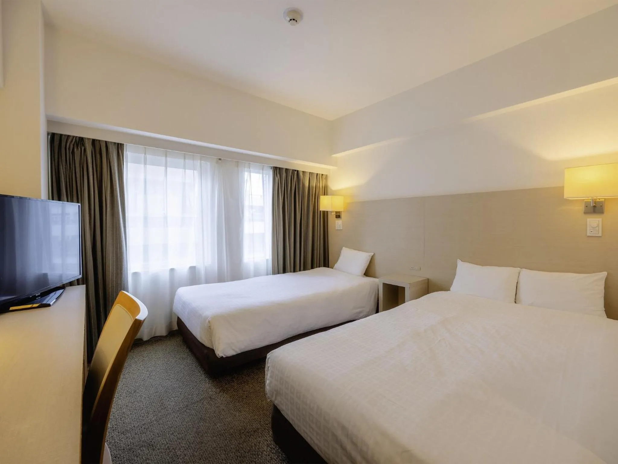 Photo of the whole room, Bed in KOKO HOTEL Tokyo Nishikasai