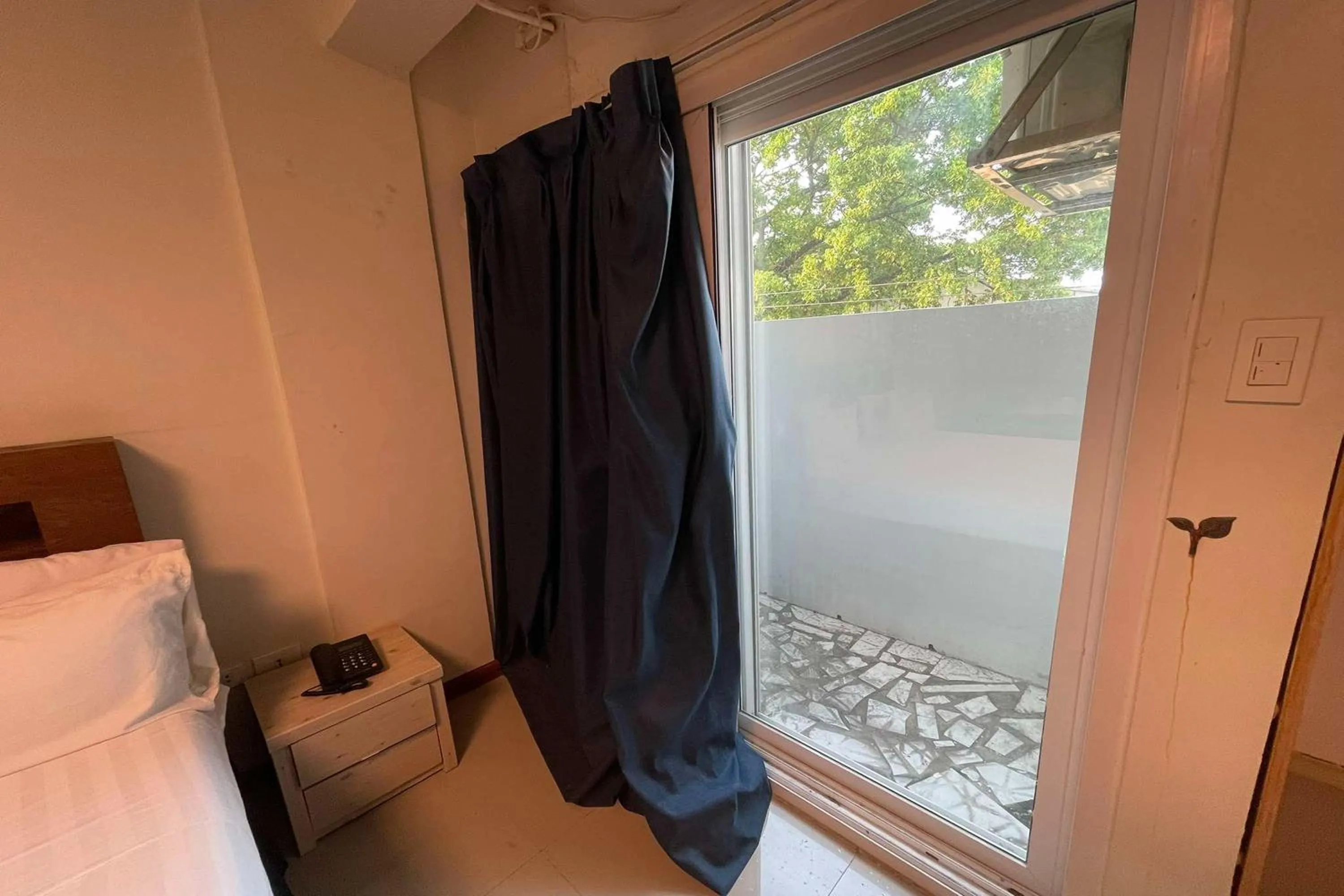 Bed in Aimor Condotel