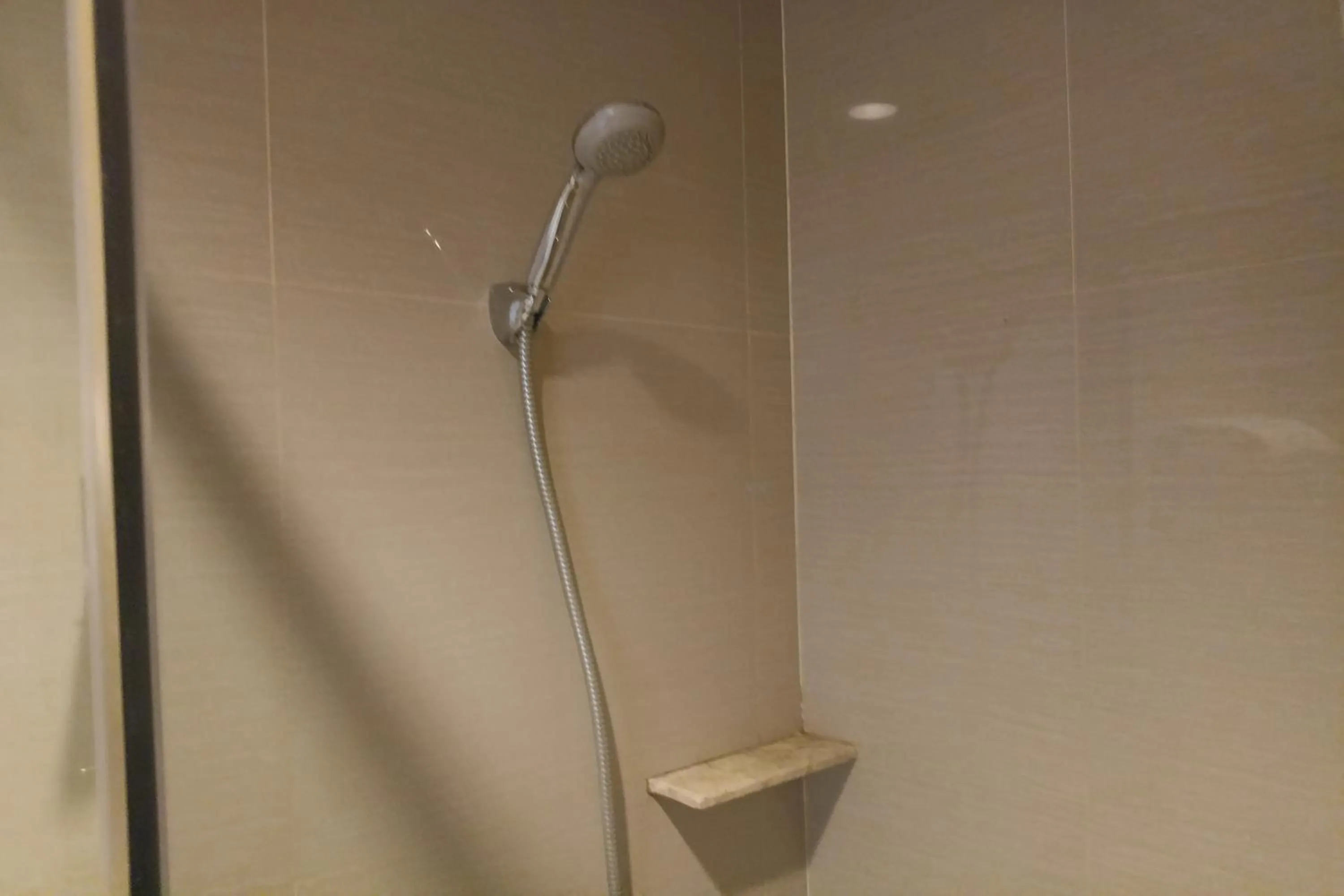 Shower in Cipto Apartment