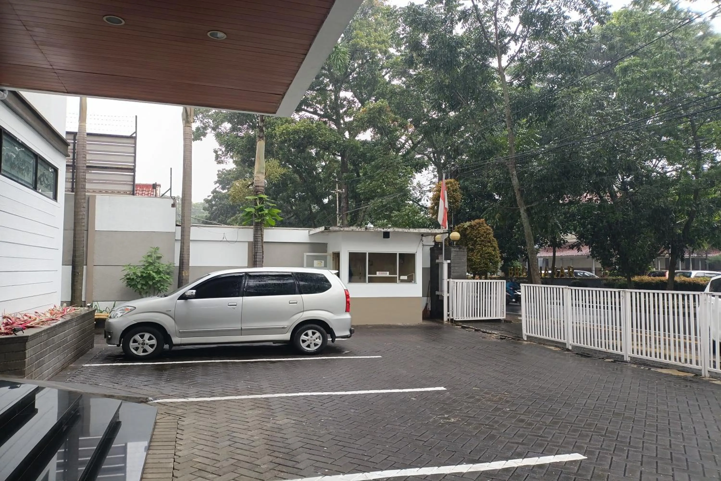 Parking in Cipto Apartment