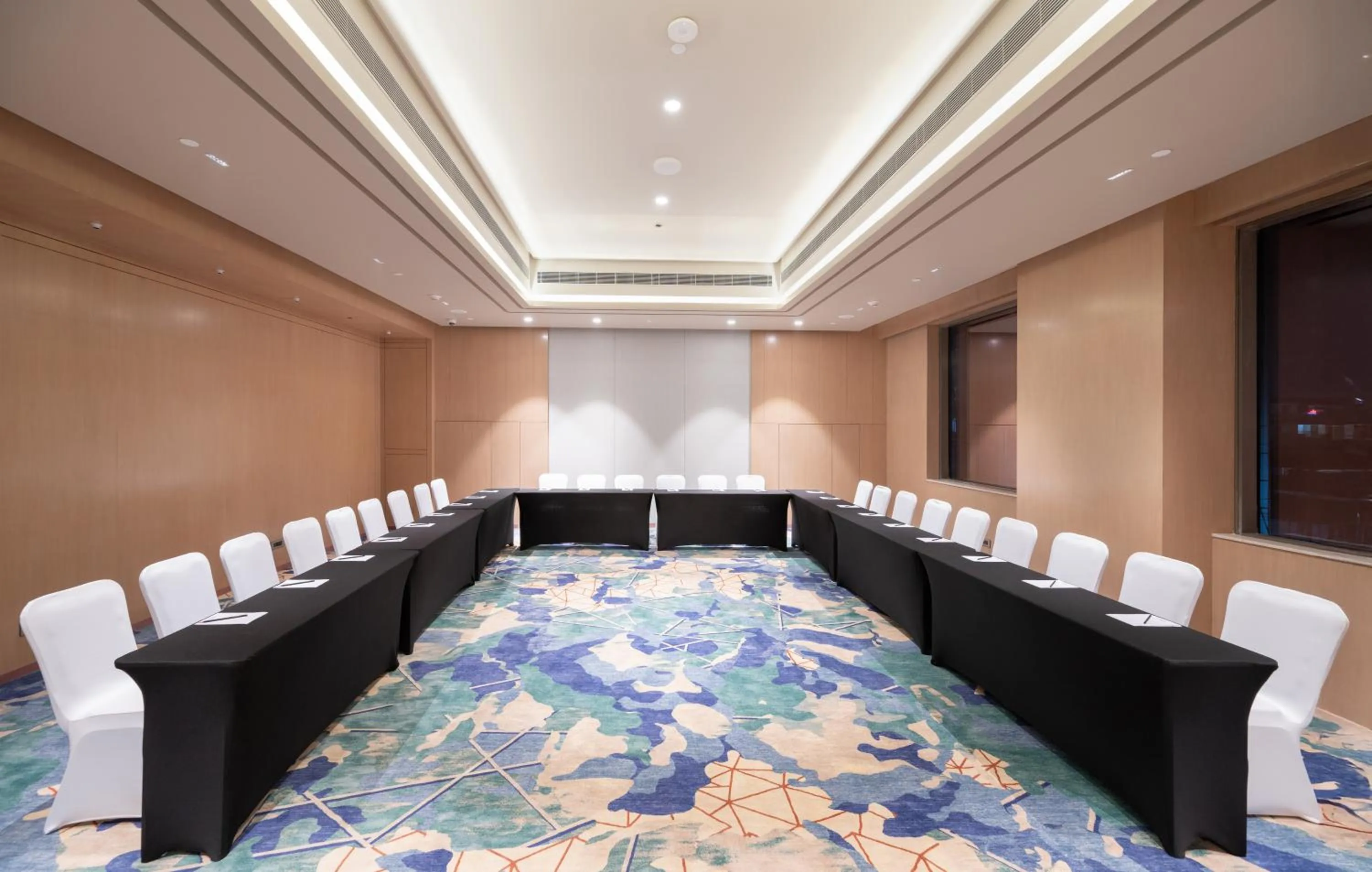 Banquet/Function facilities in Merlis Hotel Coimbatore