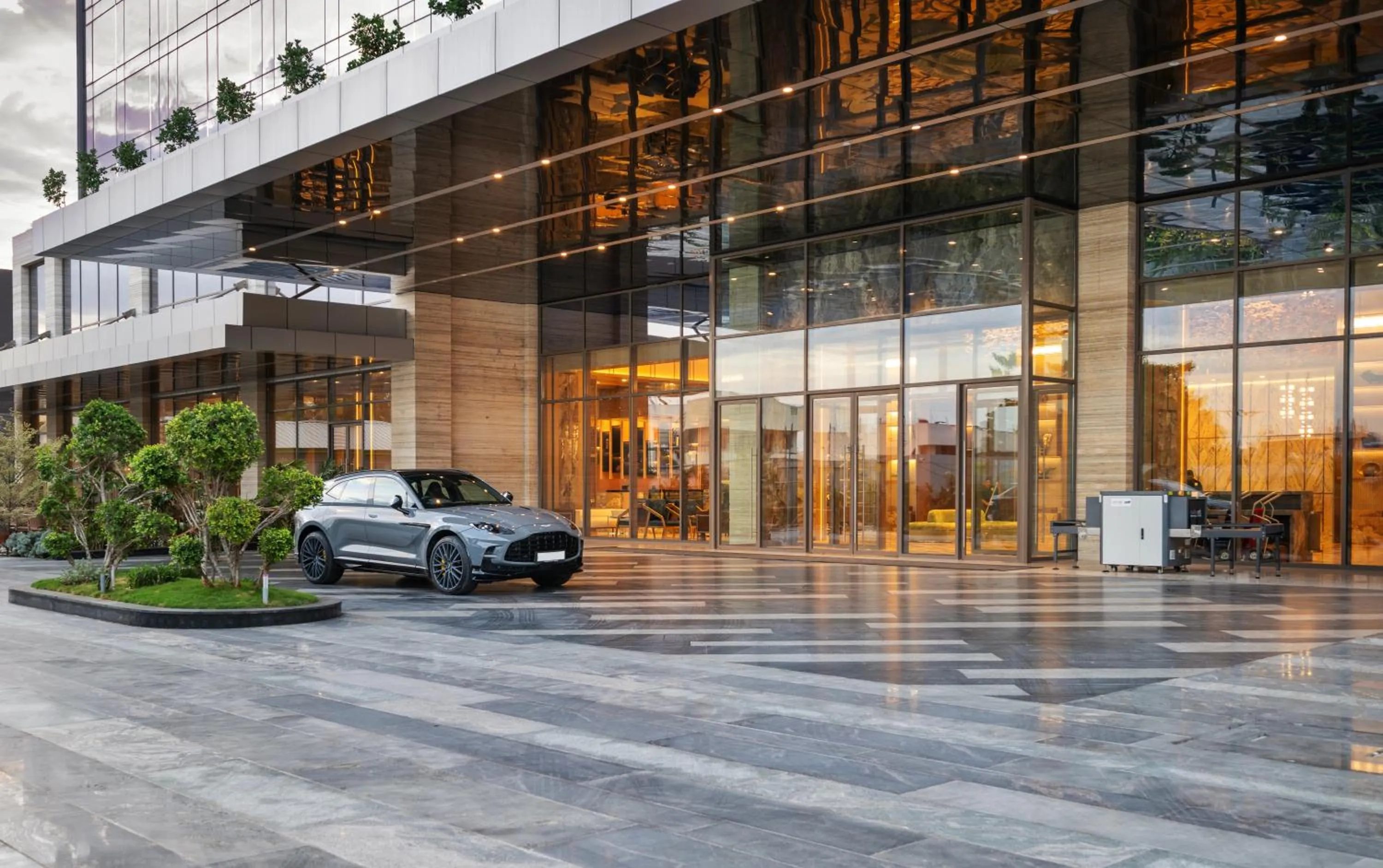 Facade/entrance in Merlis Hotel Coimbatore