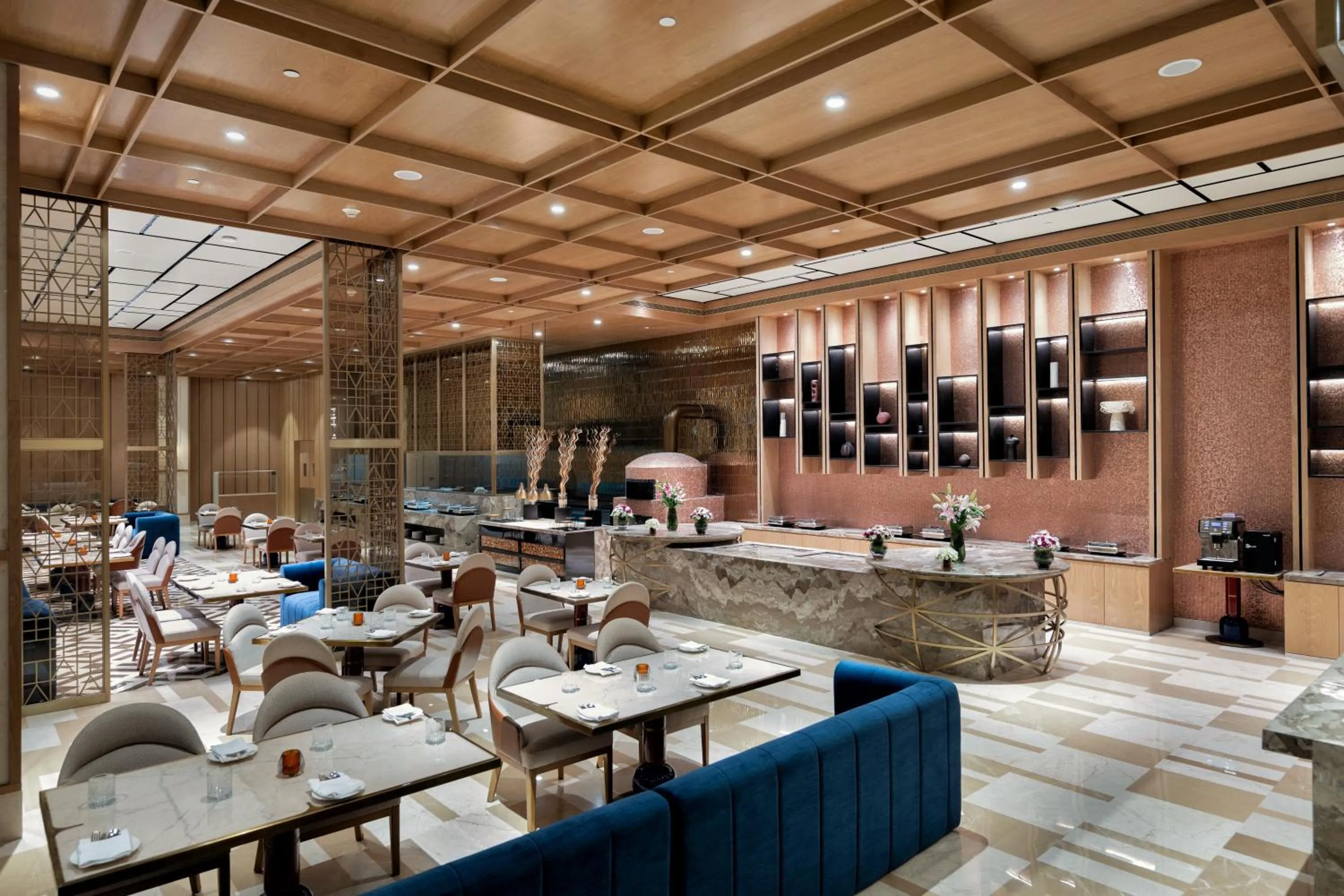 Restaurant/places to eat in Merlis Hotel Coimbatore