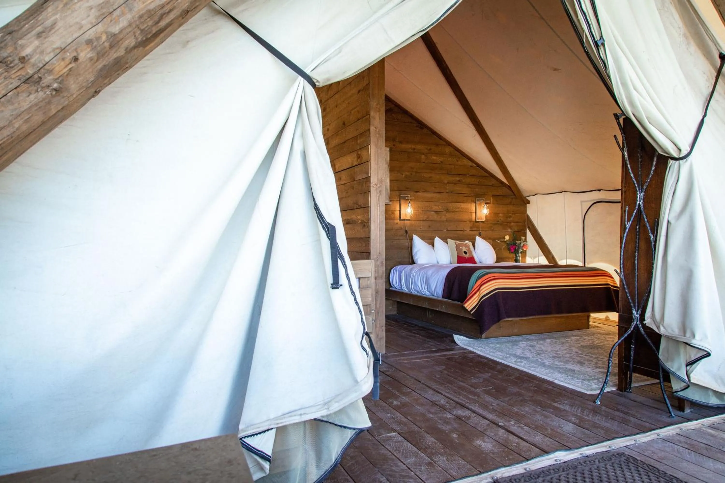 Conestoga Ranch Glamping Resort
