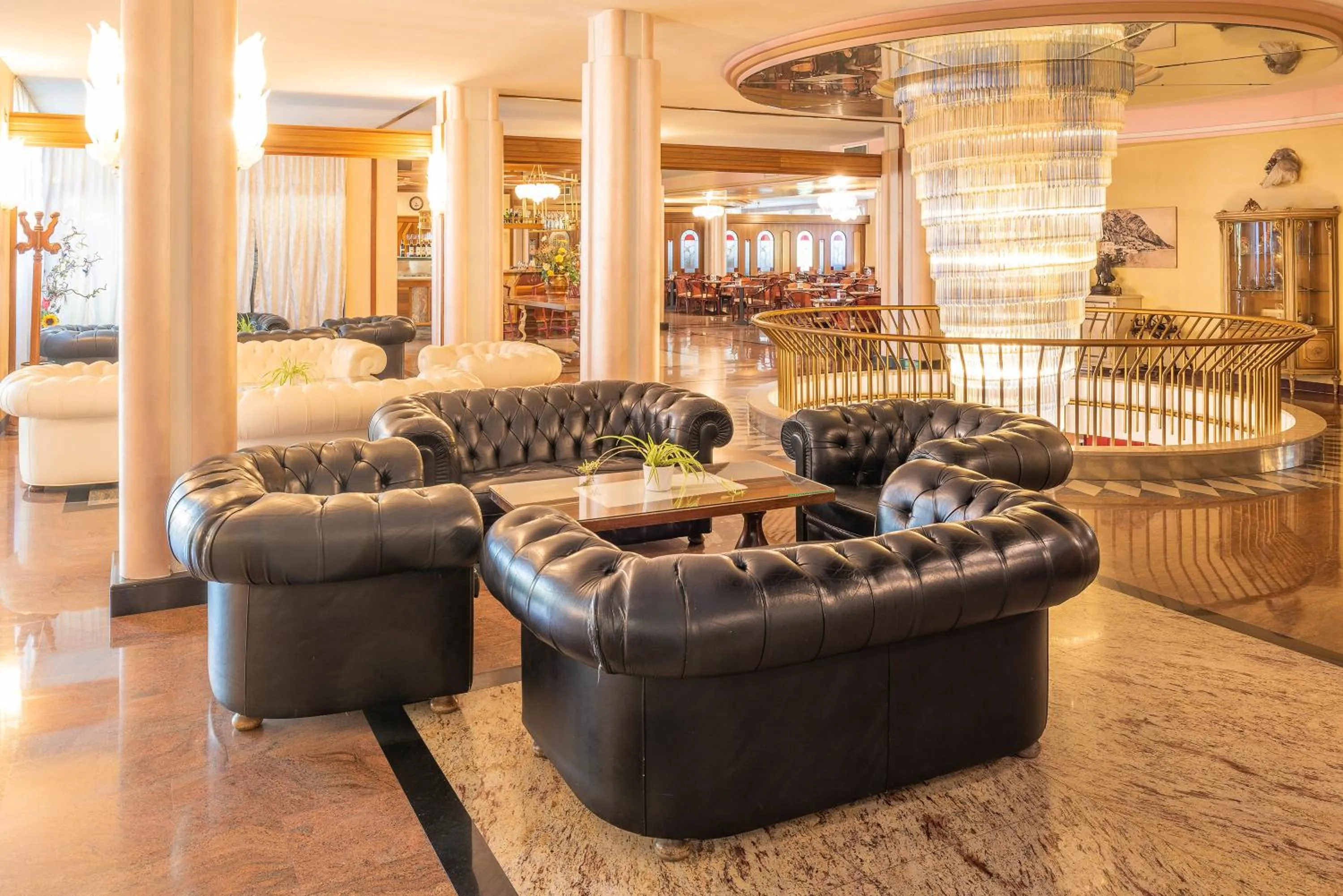 Lobby or reception in Park Hotel Oasi