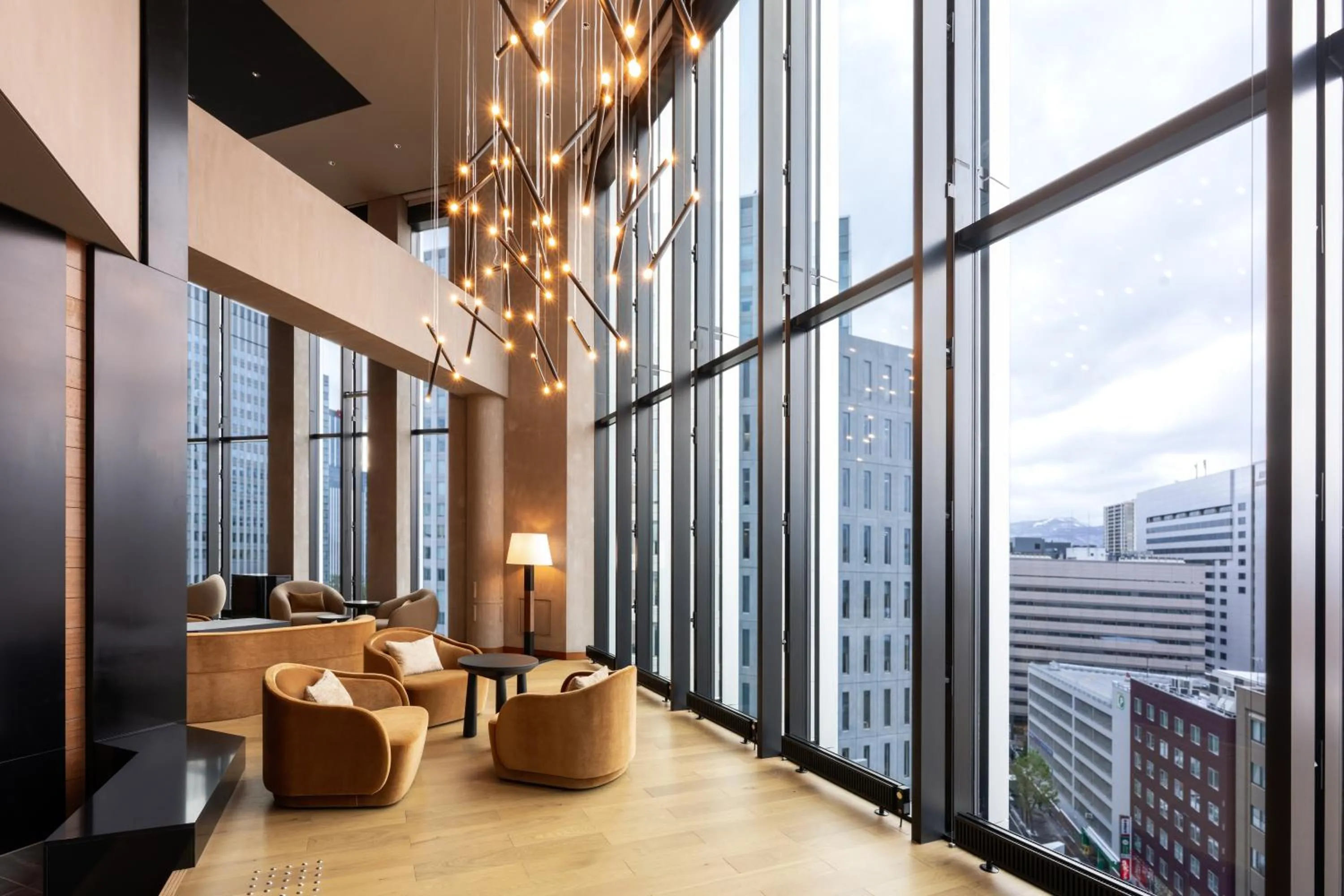 Lounge or bar in The Gate Hotel Sapporo by Hulic