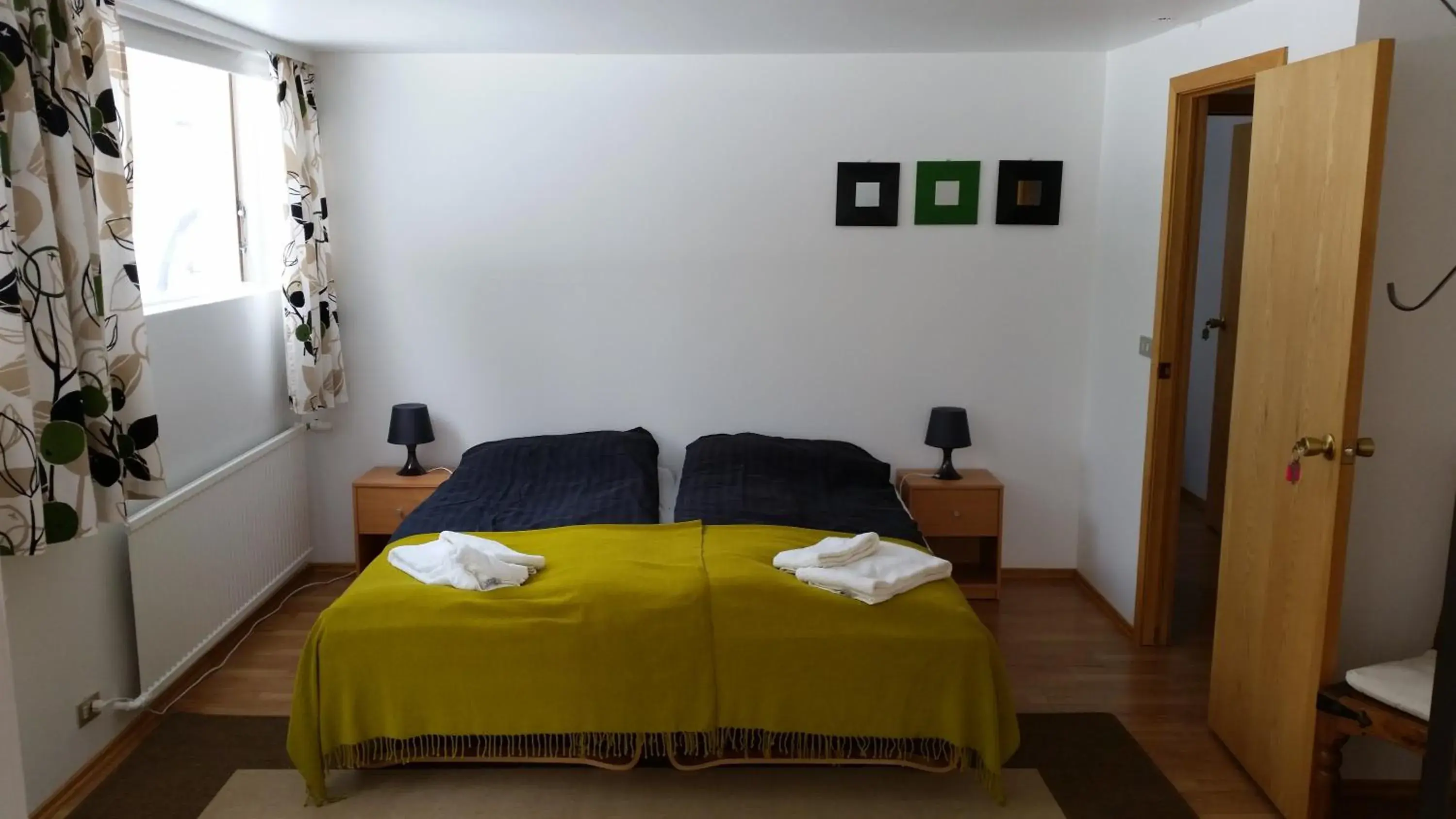 Twin Room with Bathroom in Lagarfell Studios Twin Room with Bathroom in Lagarfell Studios