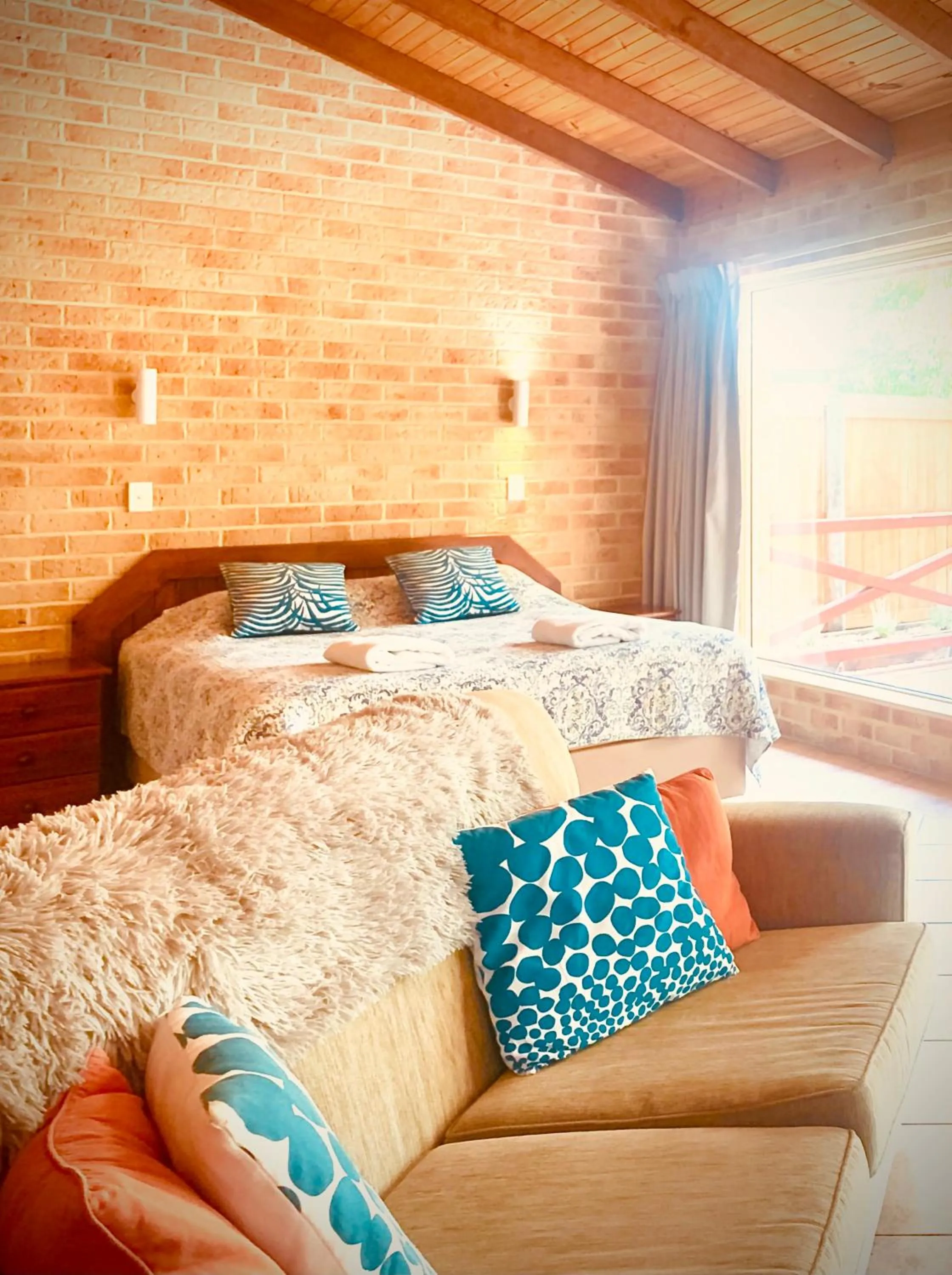 Bed in Spring Bay Villas, Denmark, WA