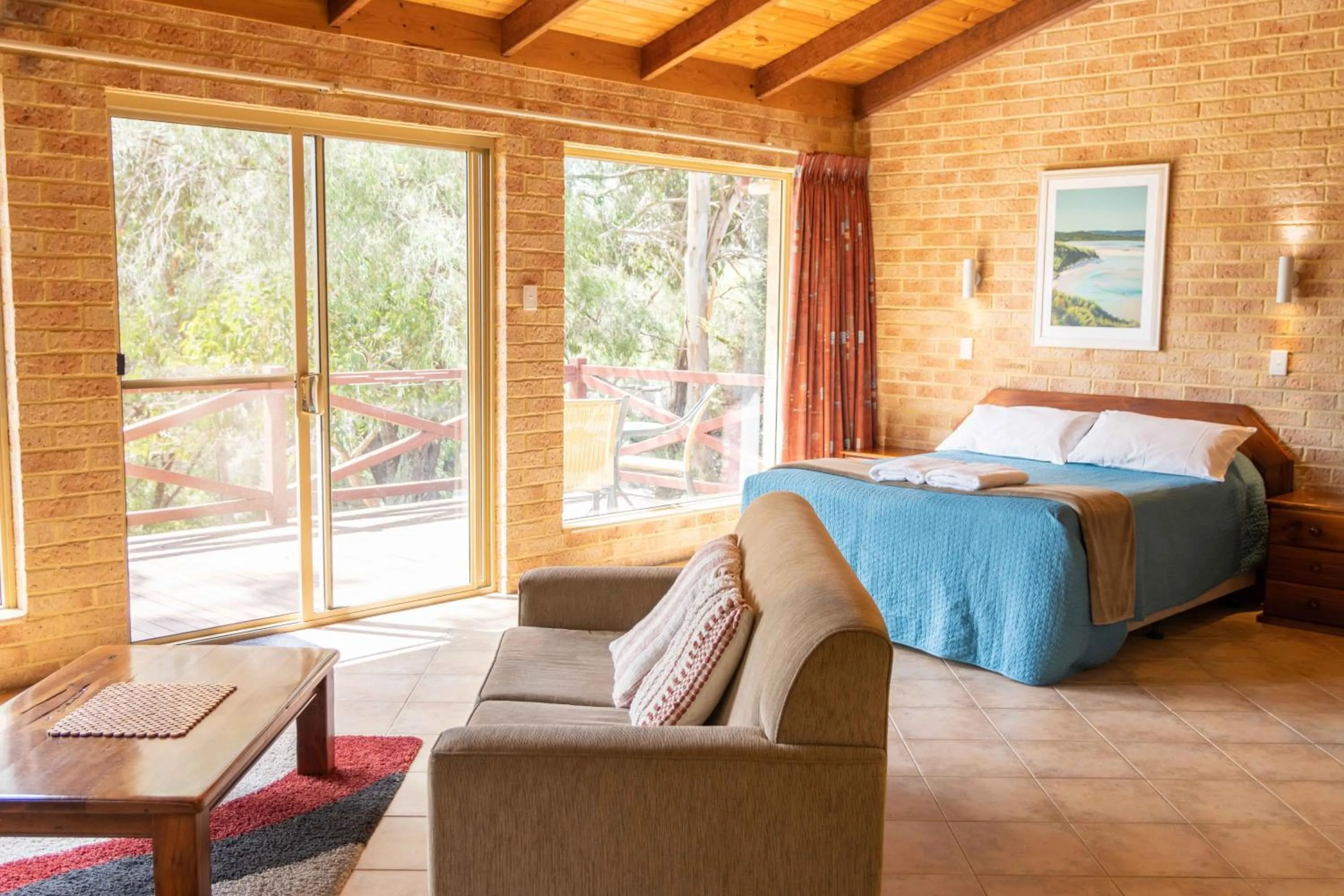 Bed in Spring Bay Villas, Denmark, WA