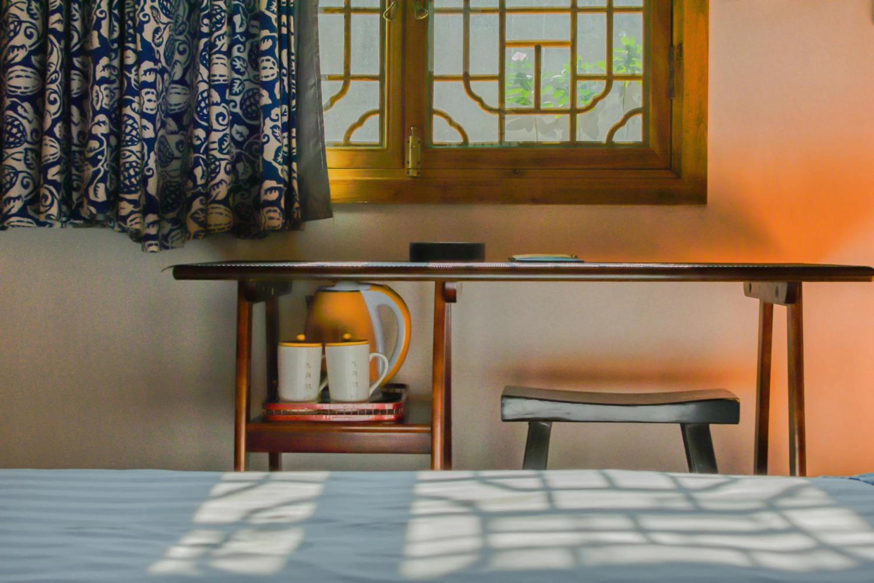 Bed in September Huizhou Inn