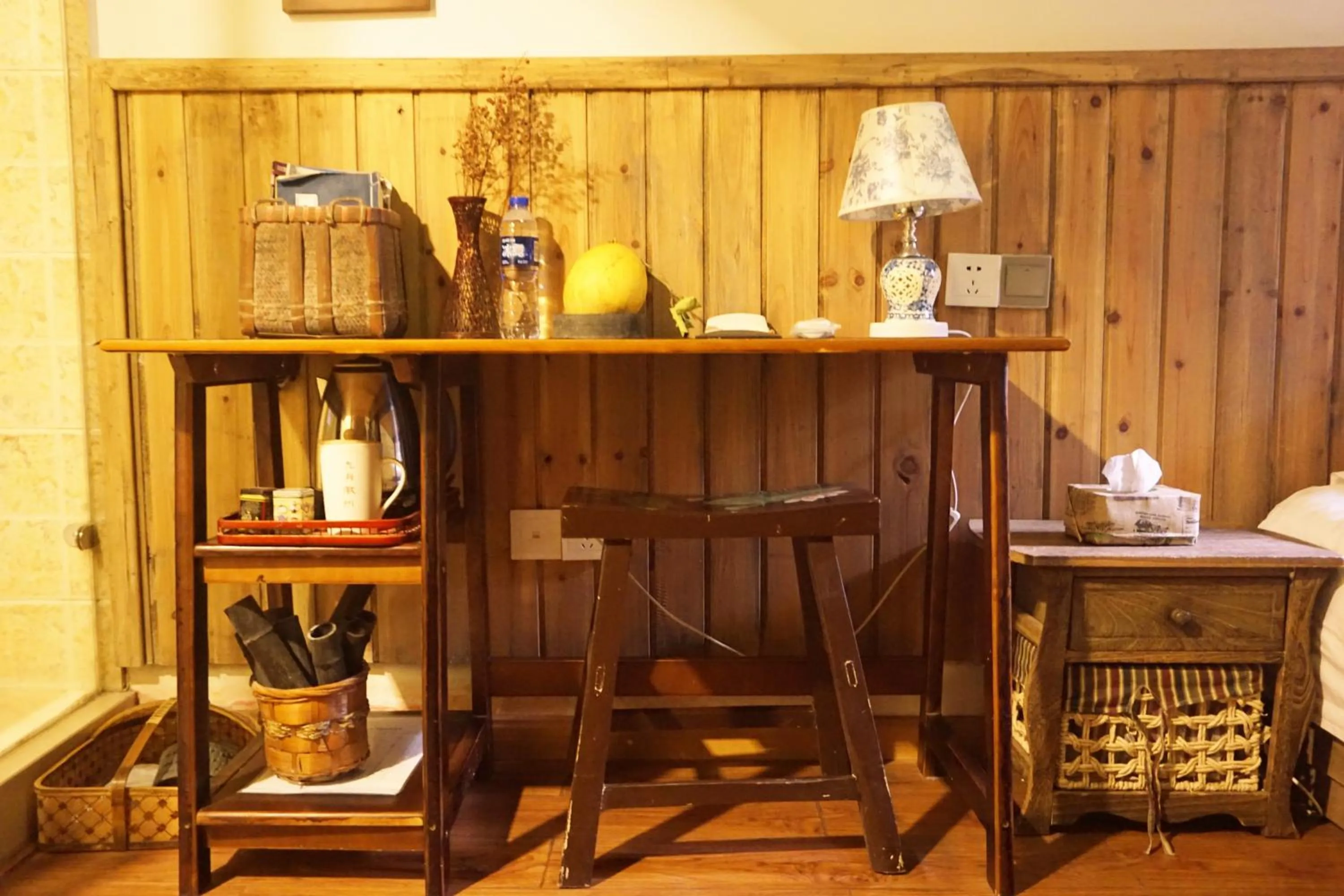 Seating area in September Huizhou Inn