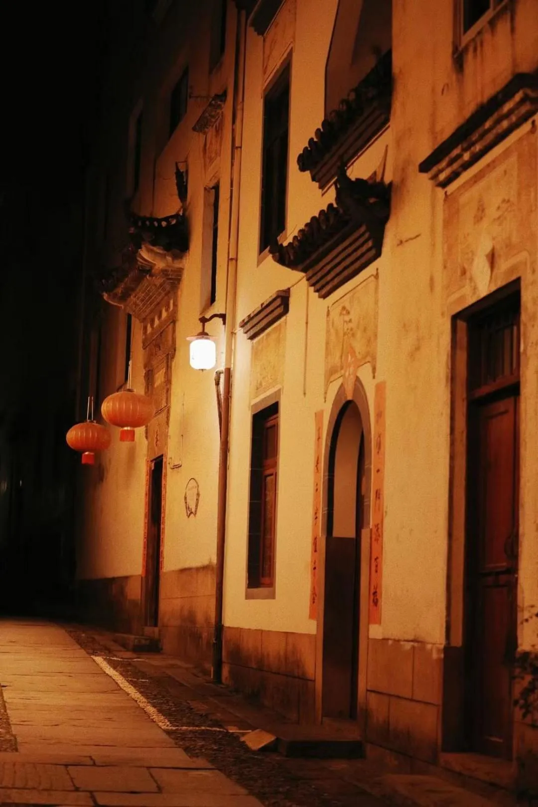 September Huizhou Inn