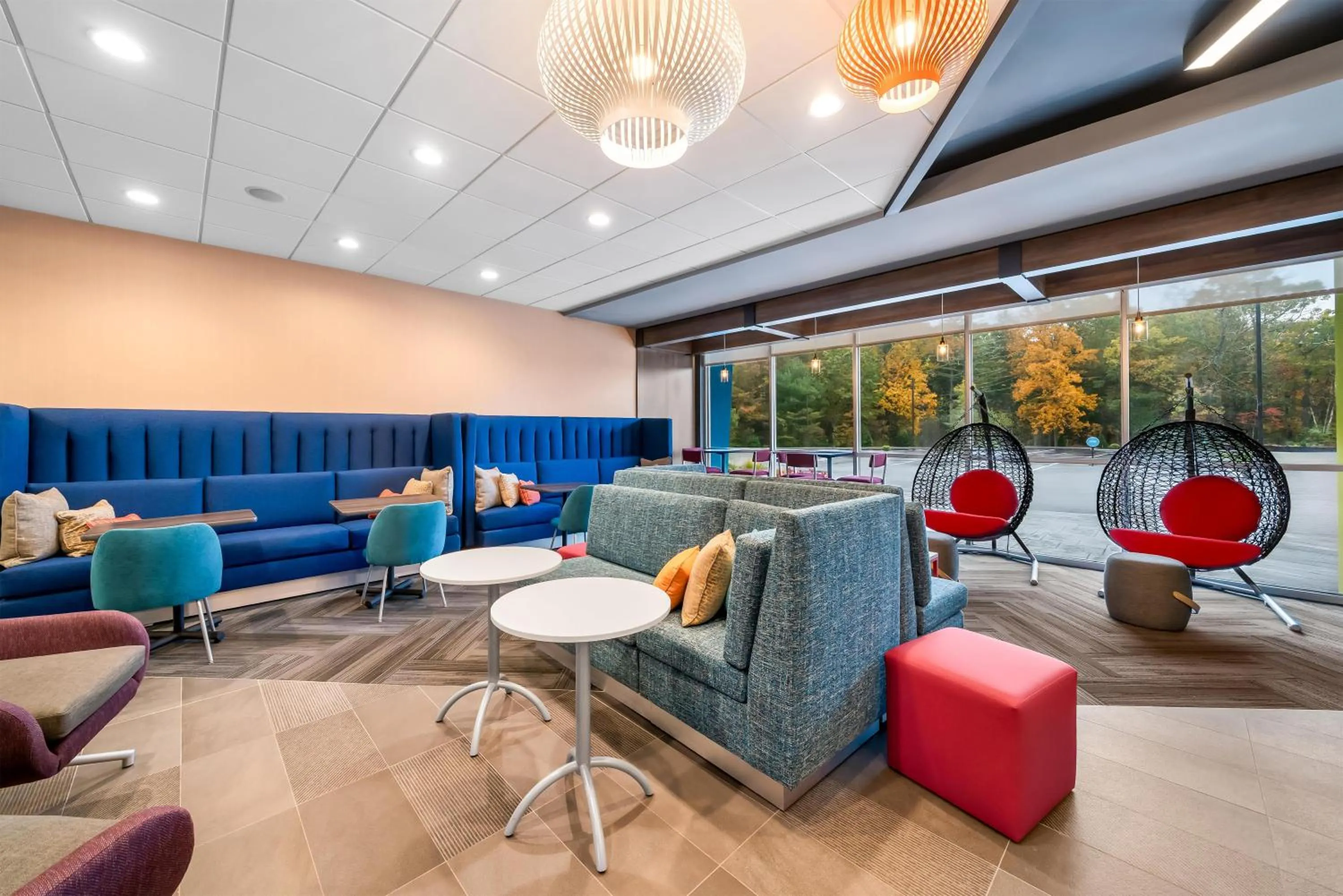 Lobby or reception in Tru By Hilton Brockton