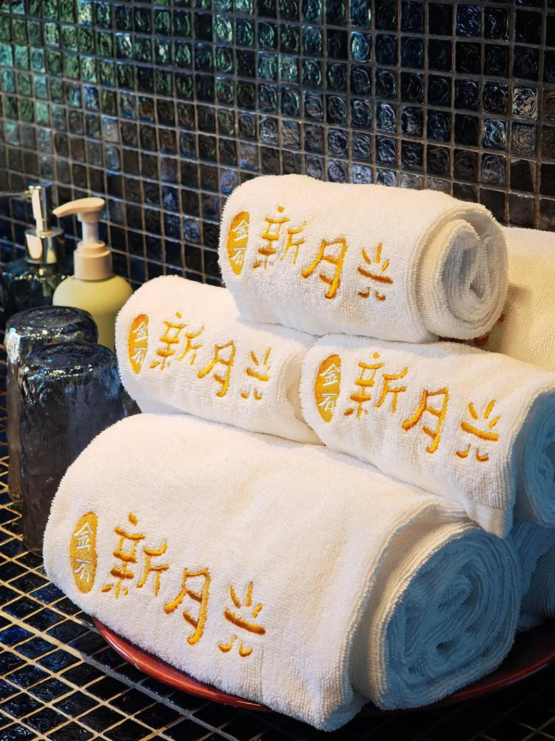 金石新月光 Gold Stone Crescent Moon Light