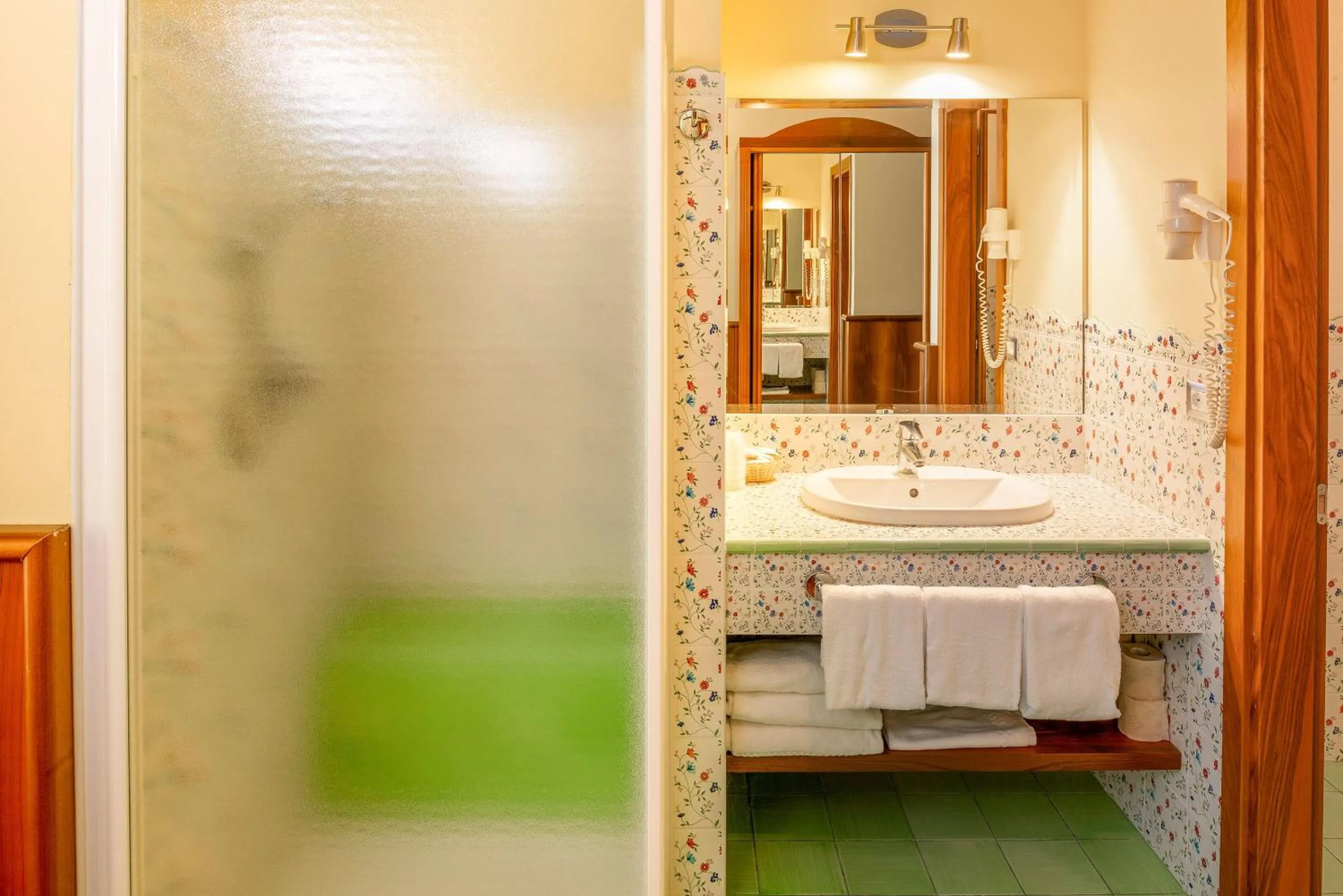 Shower in Hotel Internazionale