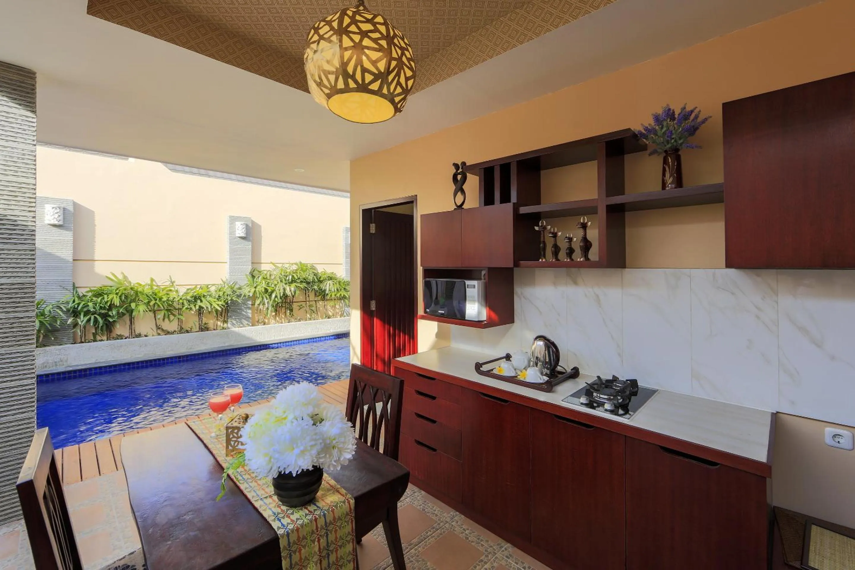Kitchen or kitchenette in Flamingo Dewata Pool Villa Uluwatu