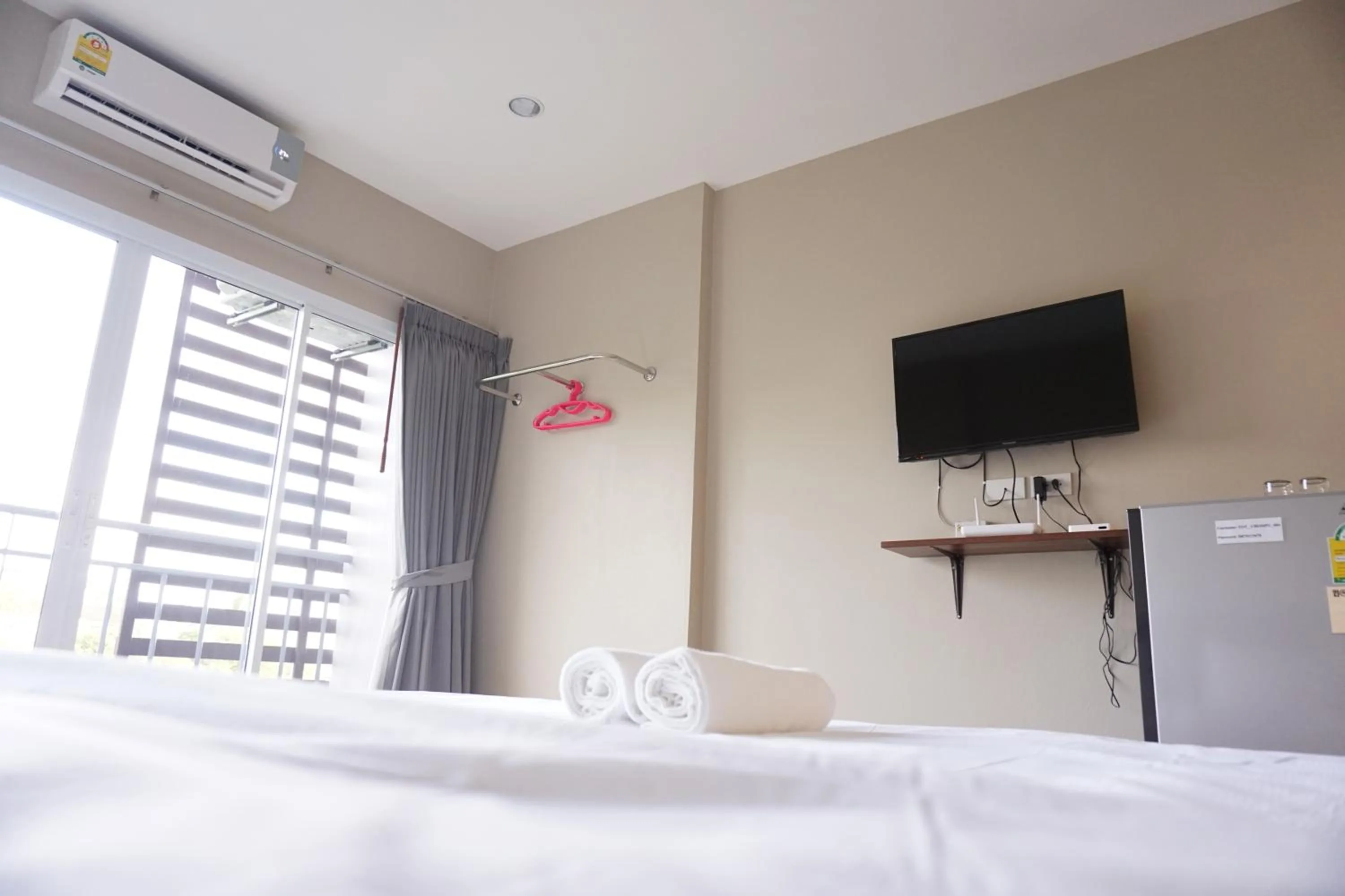 Bedroom, Bed in Chompu Nakarin Apartment