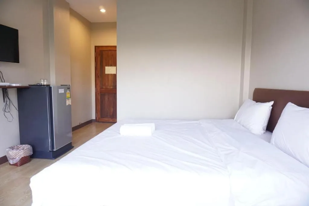 Bed in Chompu Nakarin Apartment