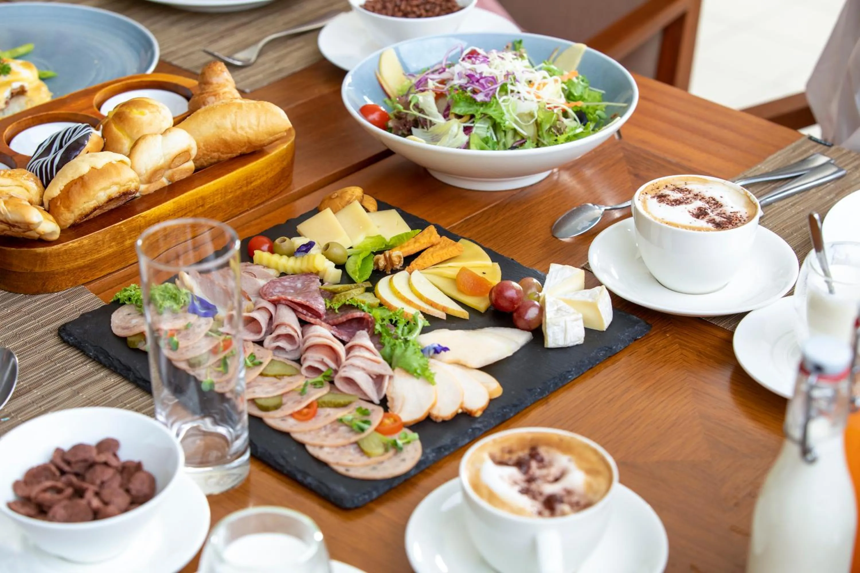 Breakfast in FLC Luxury Resort Samson